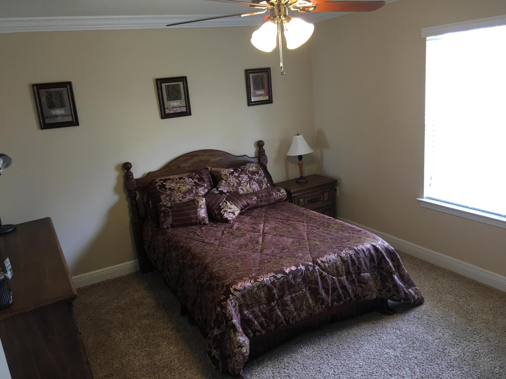 SILVER SPRINGS EST - Residential