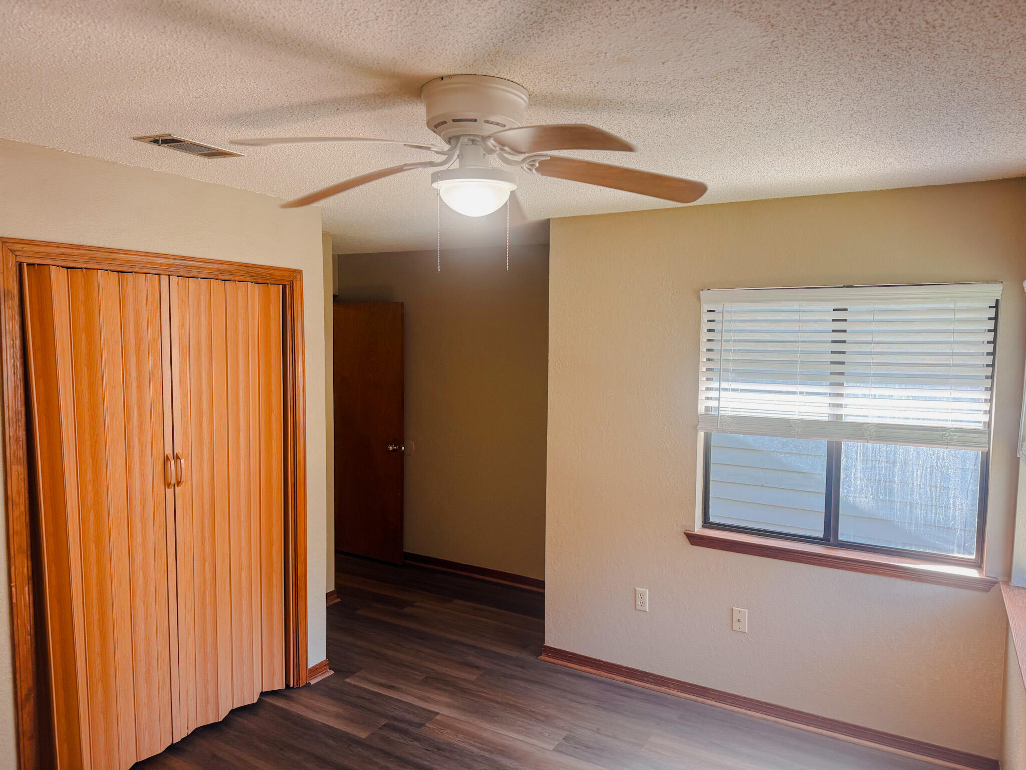 COUNTRY OAKS ESTATES PH 1 - Residential
