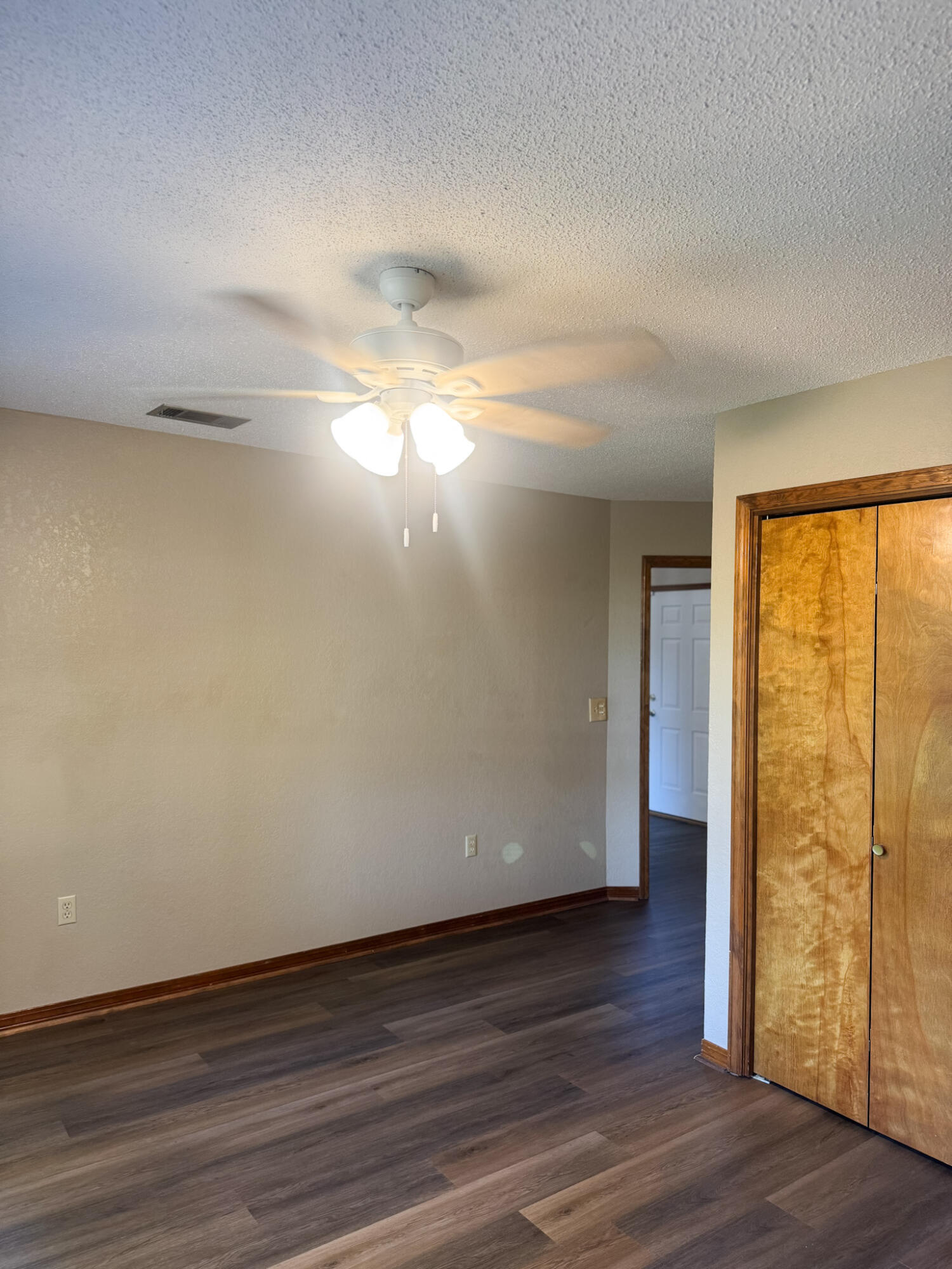 COUNTRY OAKS ESTATES PH 1 - Residential