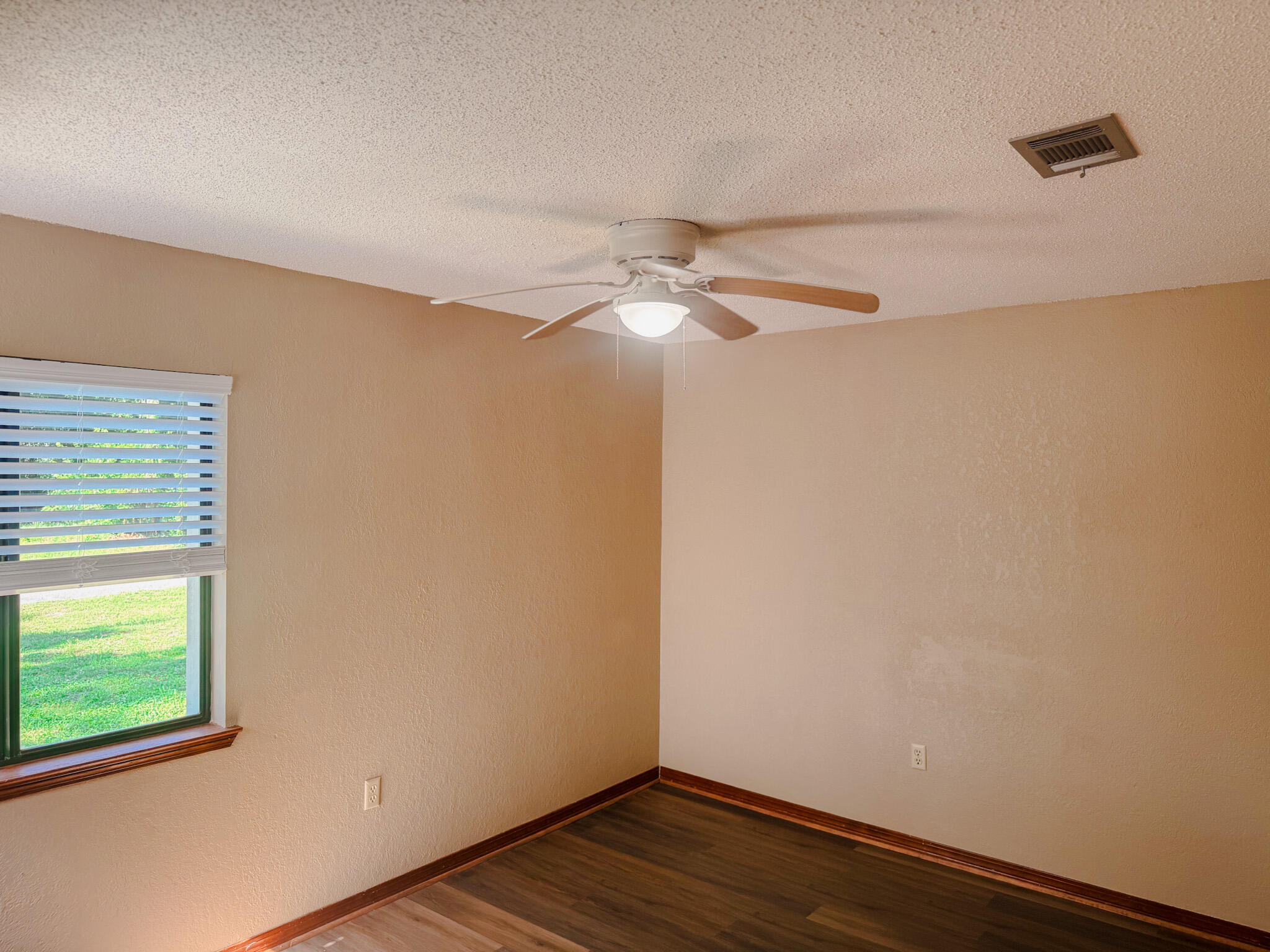 COUNTRY OAKS ESTATES PH 1 - Residential