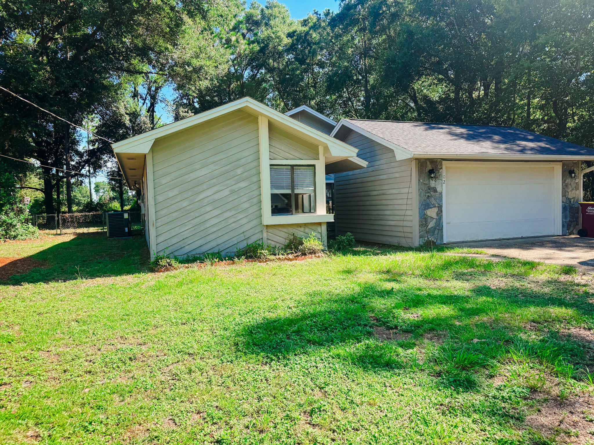 COUNTRY OAKS ESTATES PH 1 - Residential