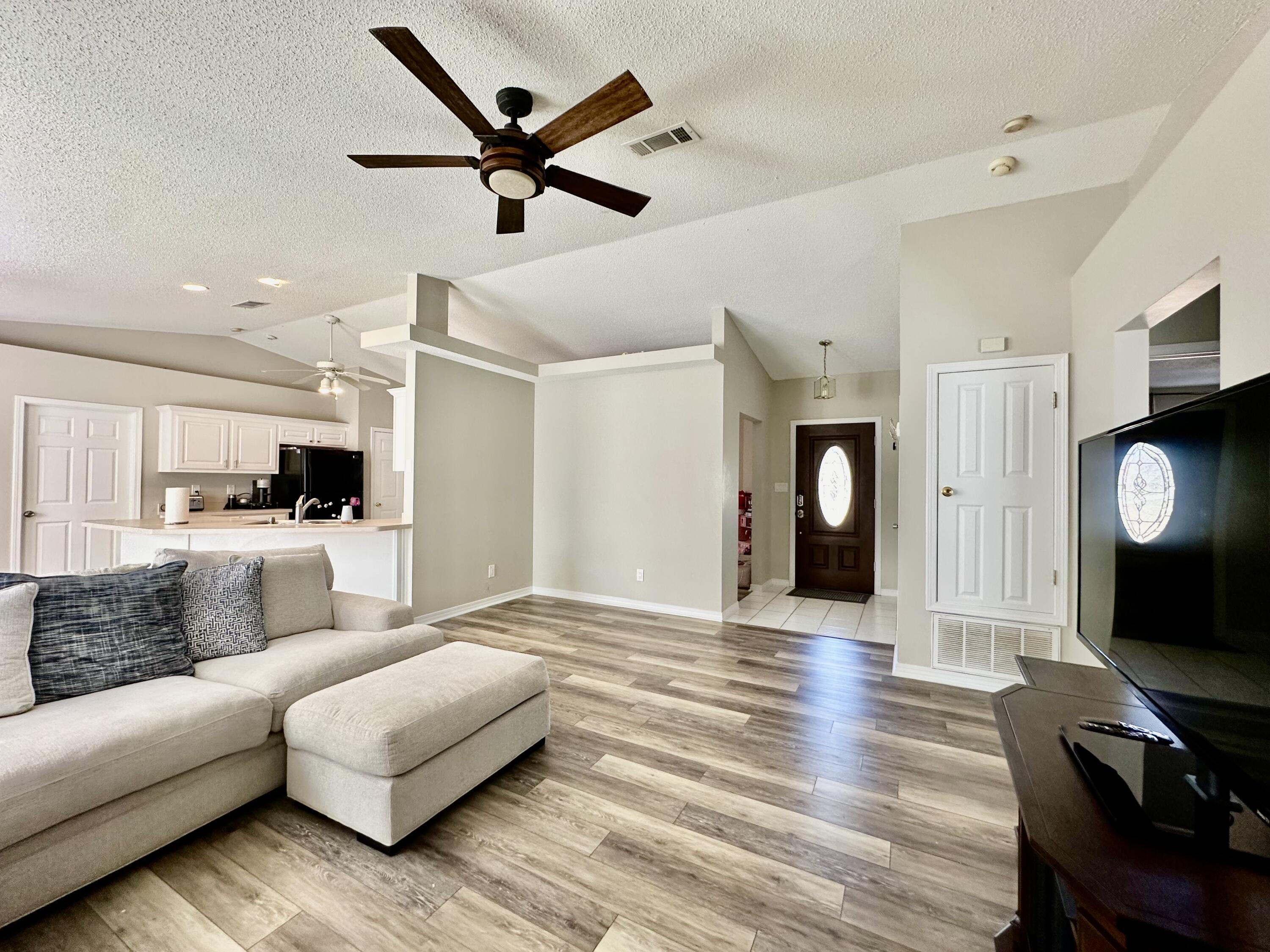 RIVERSIDE LANDING - Residential