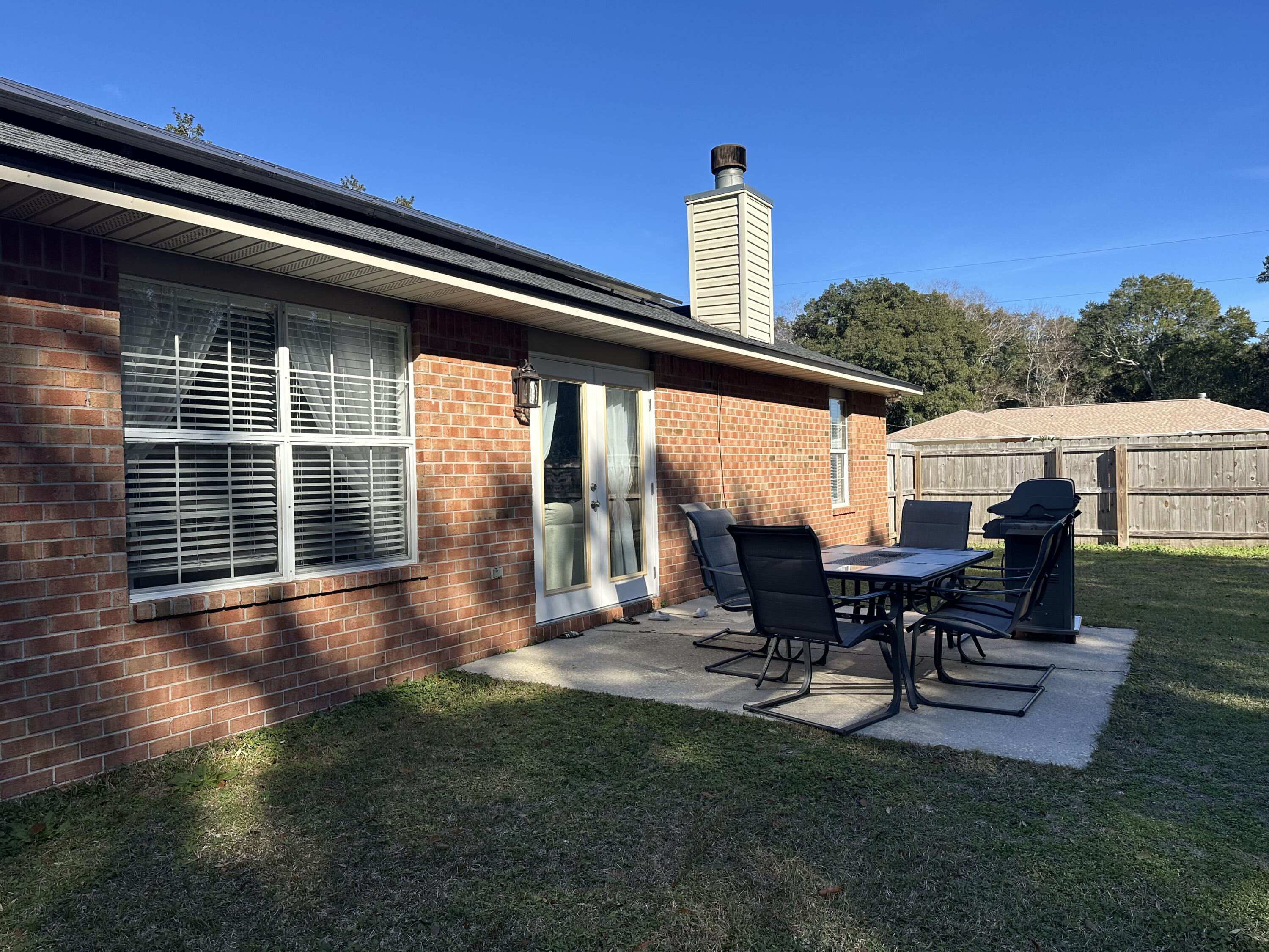 RIVERSIDE LANDING - Residential