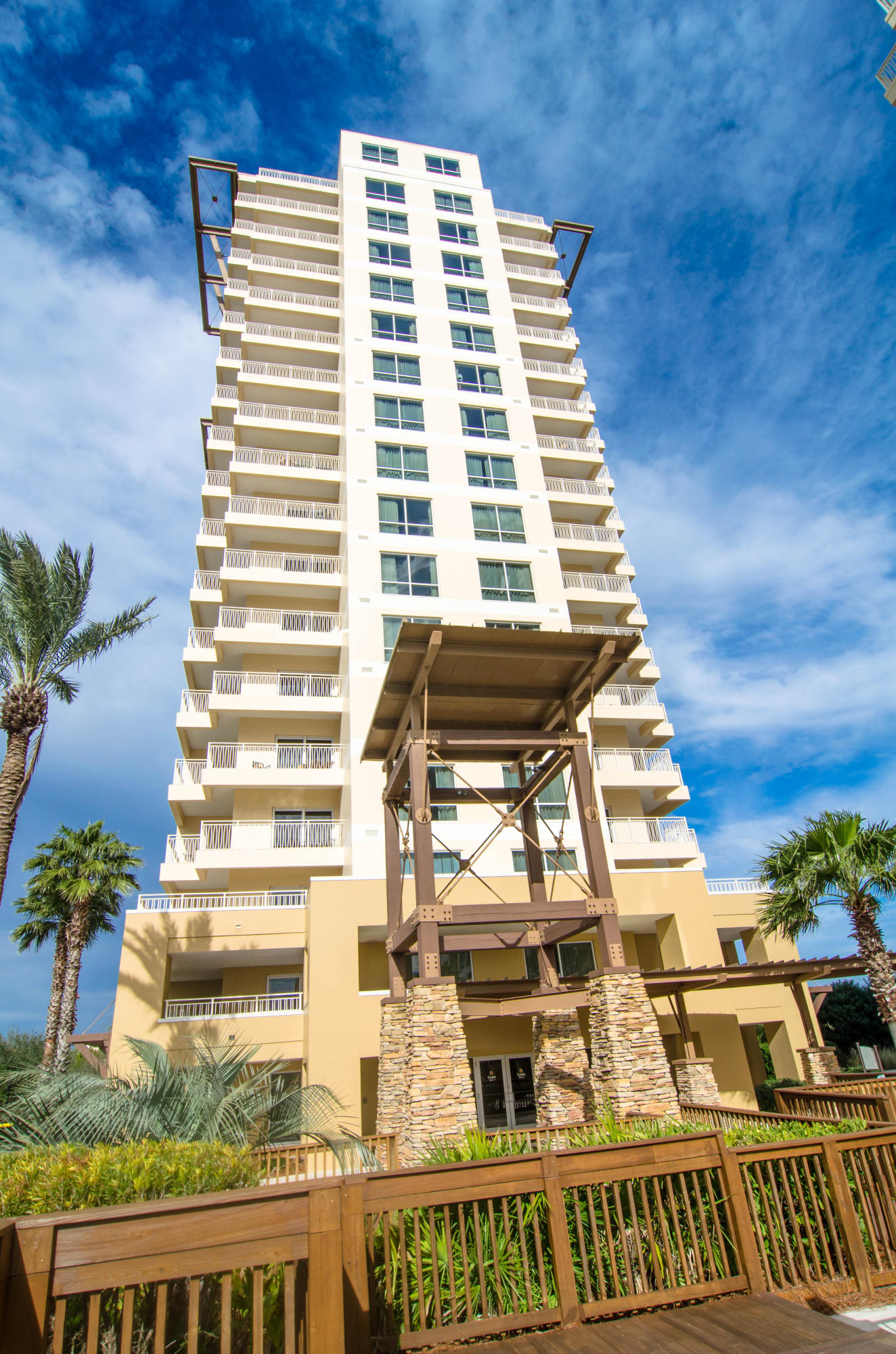 LUAU I - Residential