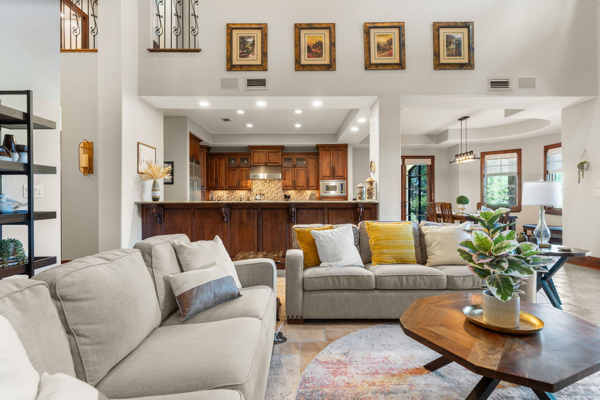 TUSCANA - Residential