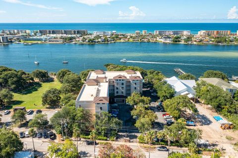 A home in Fort Walton Beach