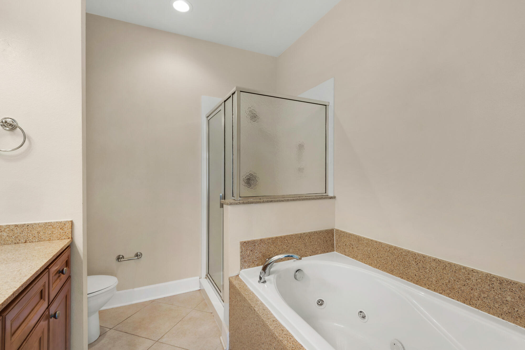 SHELL PARK CONDO - Residential Lease
