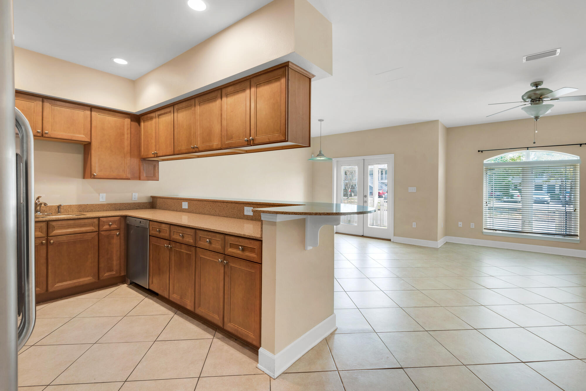 SHELL PARK CONDO - Residential Lease