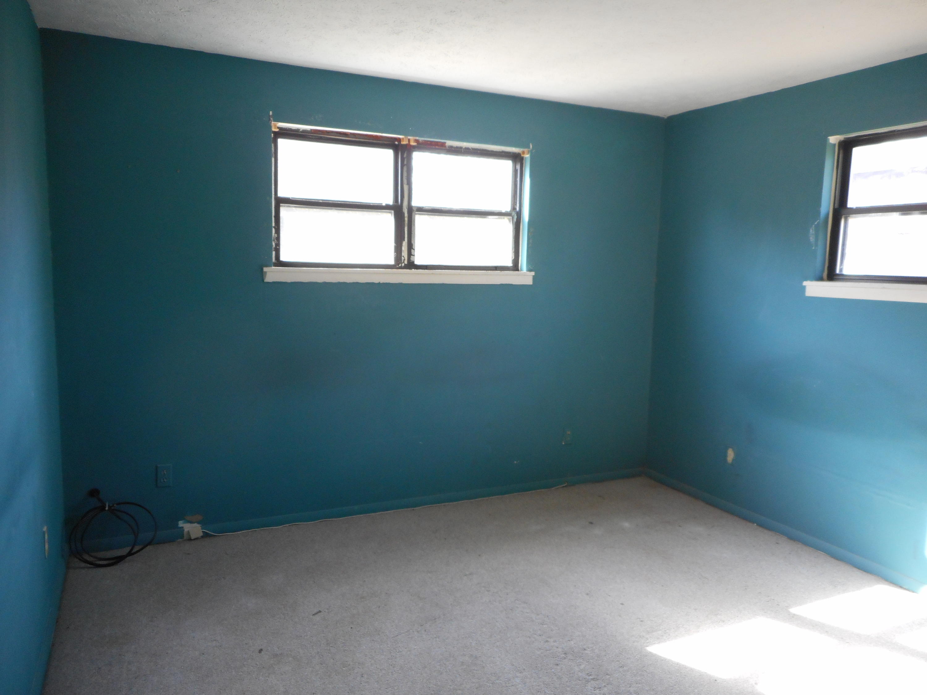 HOLLEY FAMILY PH 2 - Residential