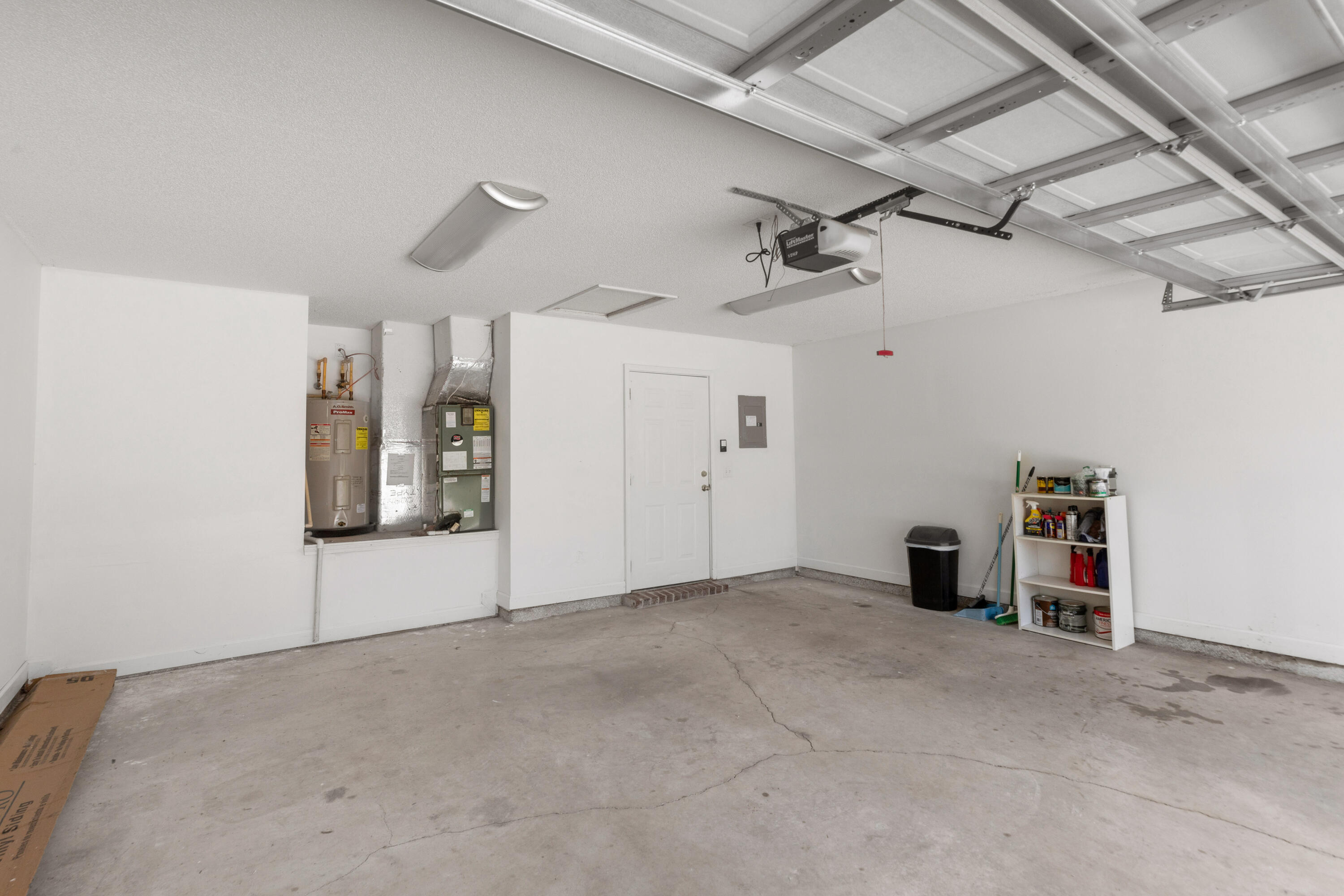 THE PINES - Residential