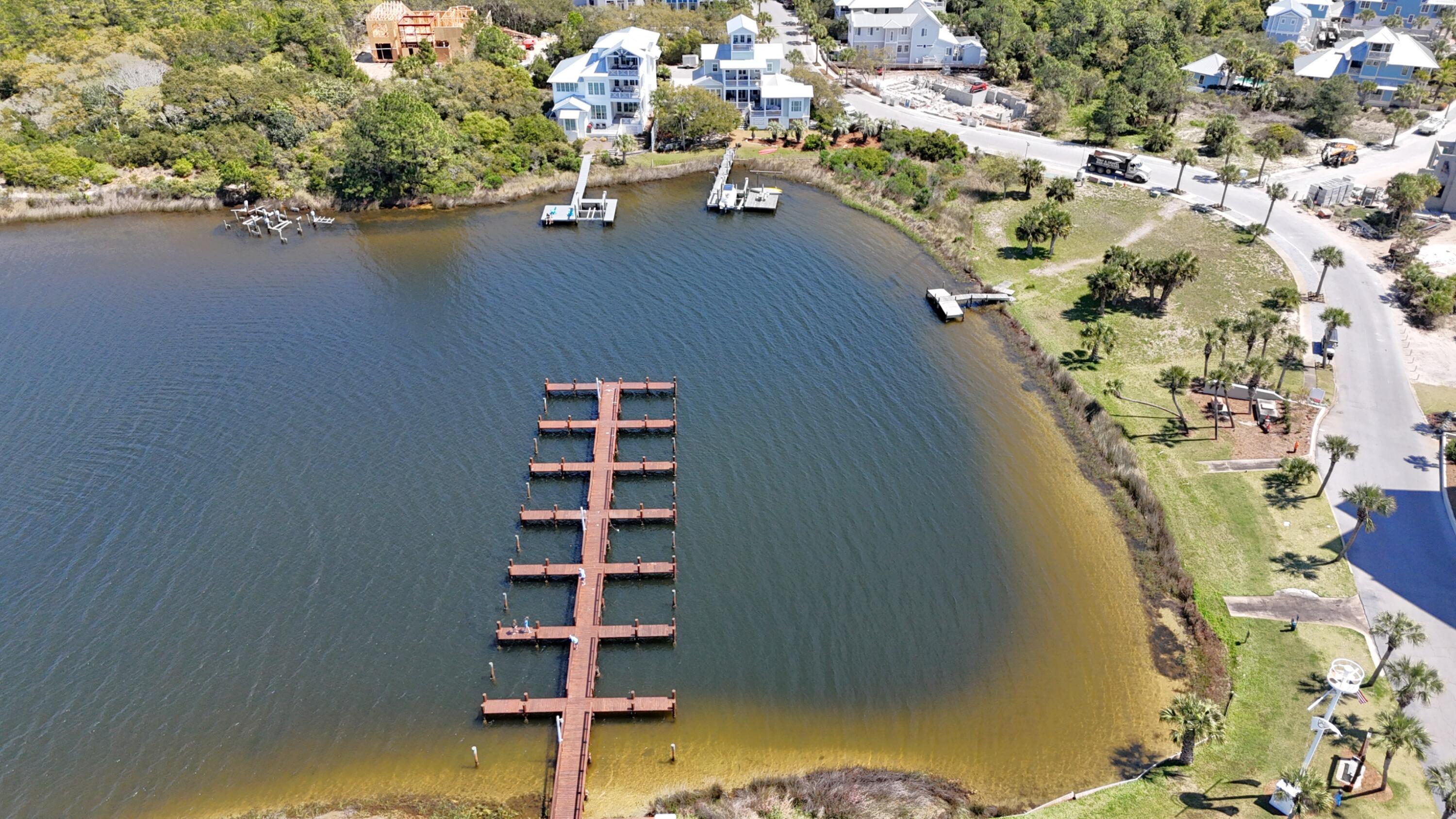 PINNACLE PORT - Residential