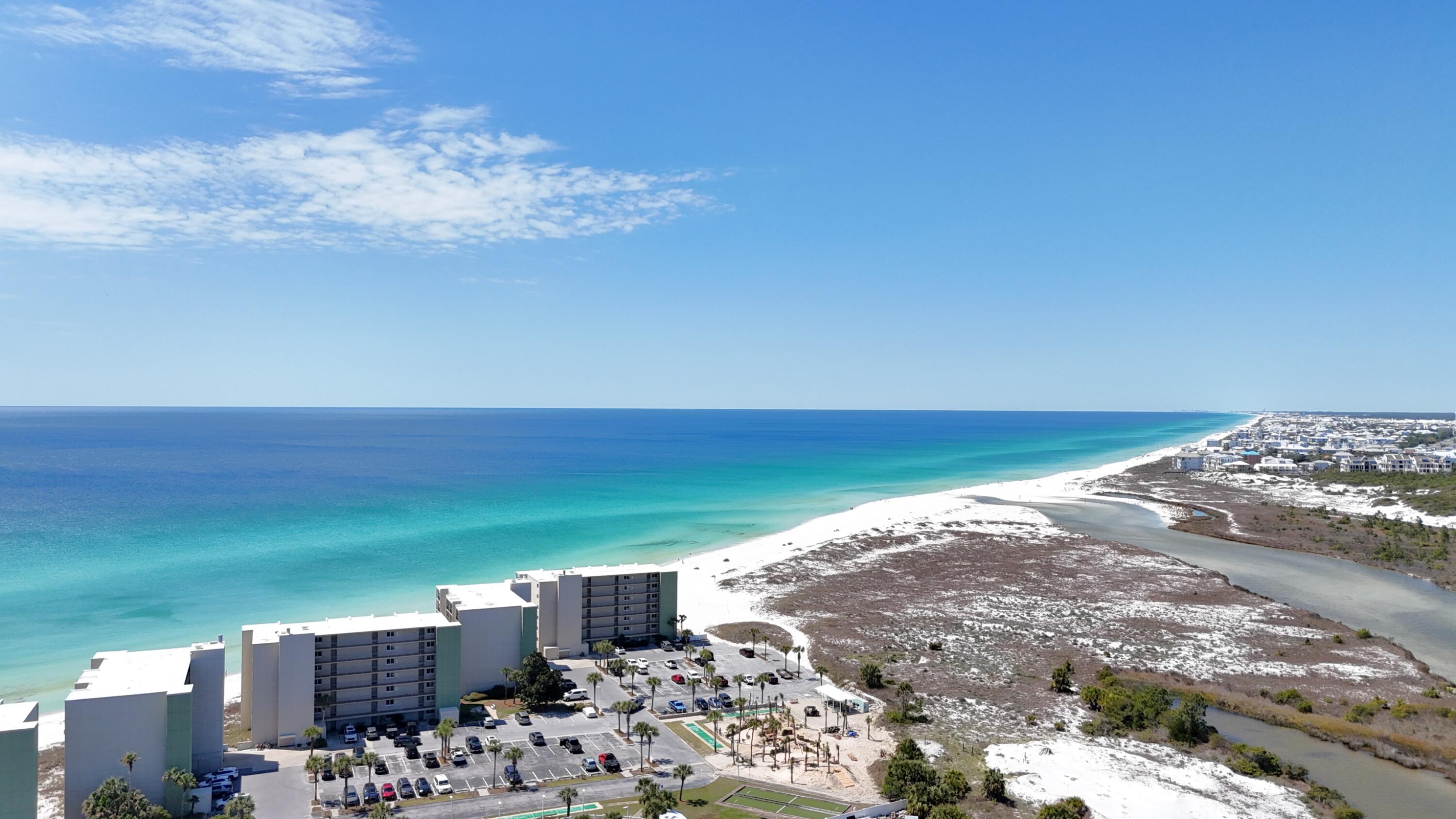 PINNACLE PORT - Residential