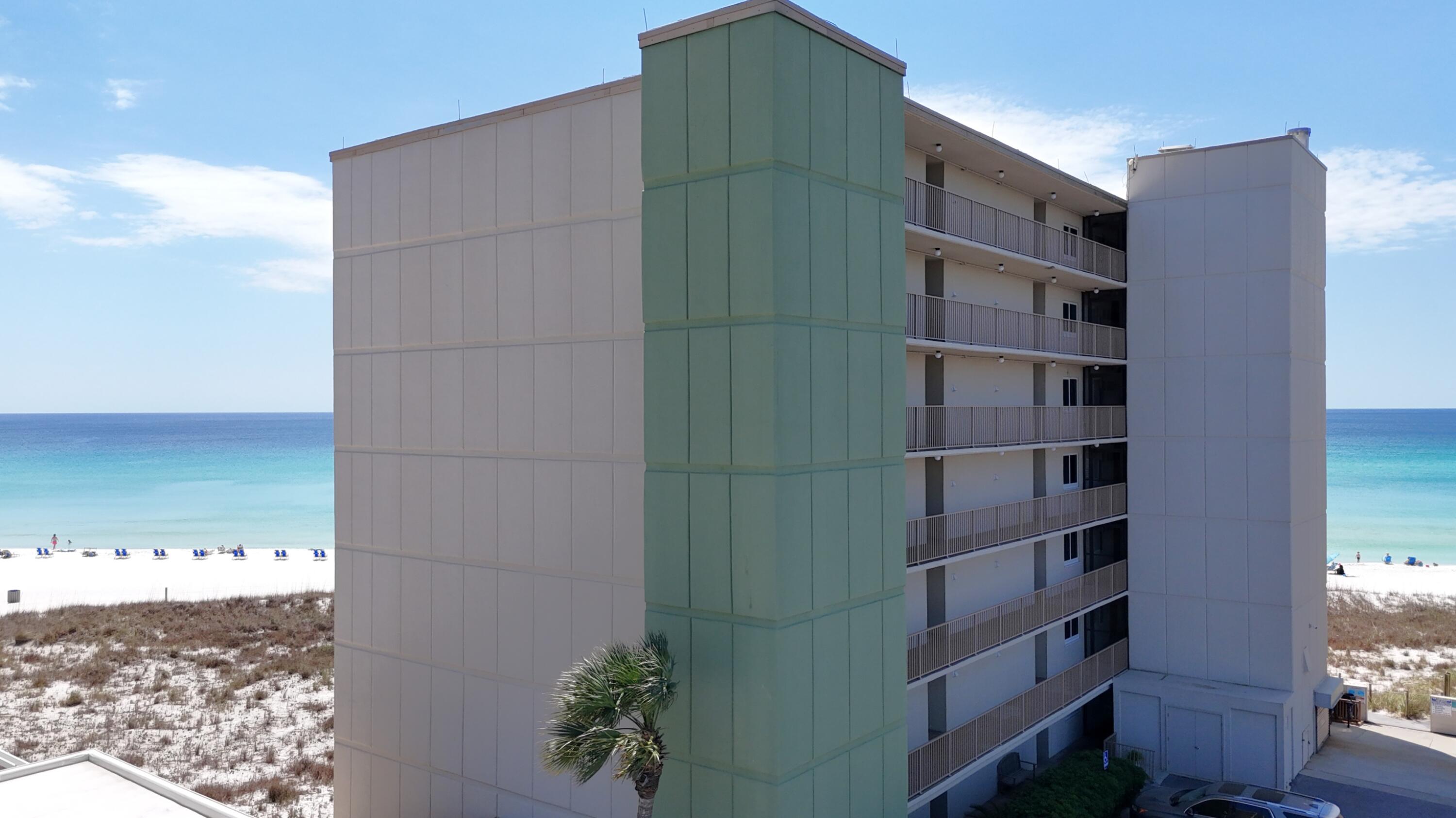 PINNACLE PORT - Residential