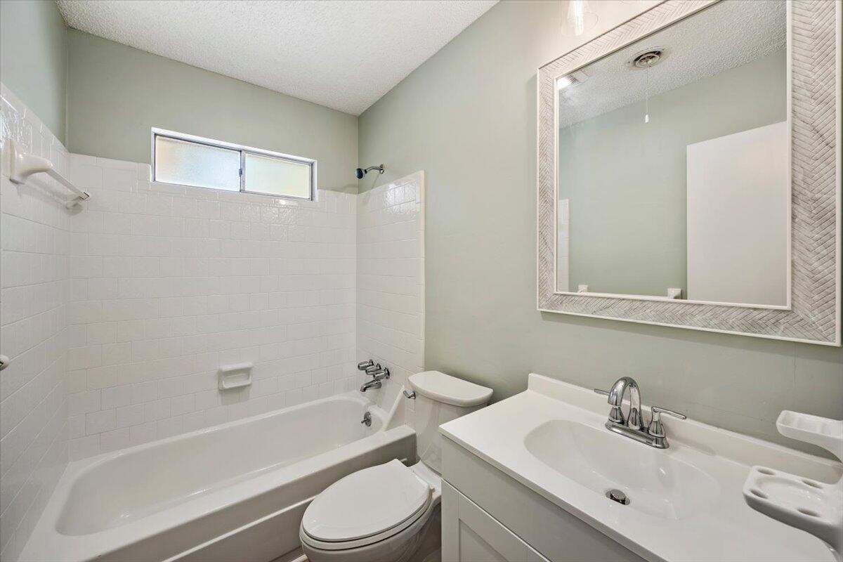 GATEWOOD ESTATES - Residential