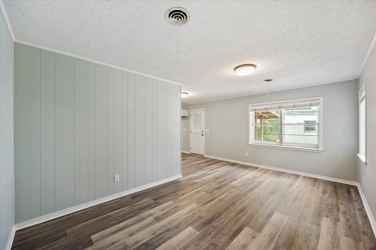 GATEWOOD ESTATES - Residential