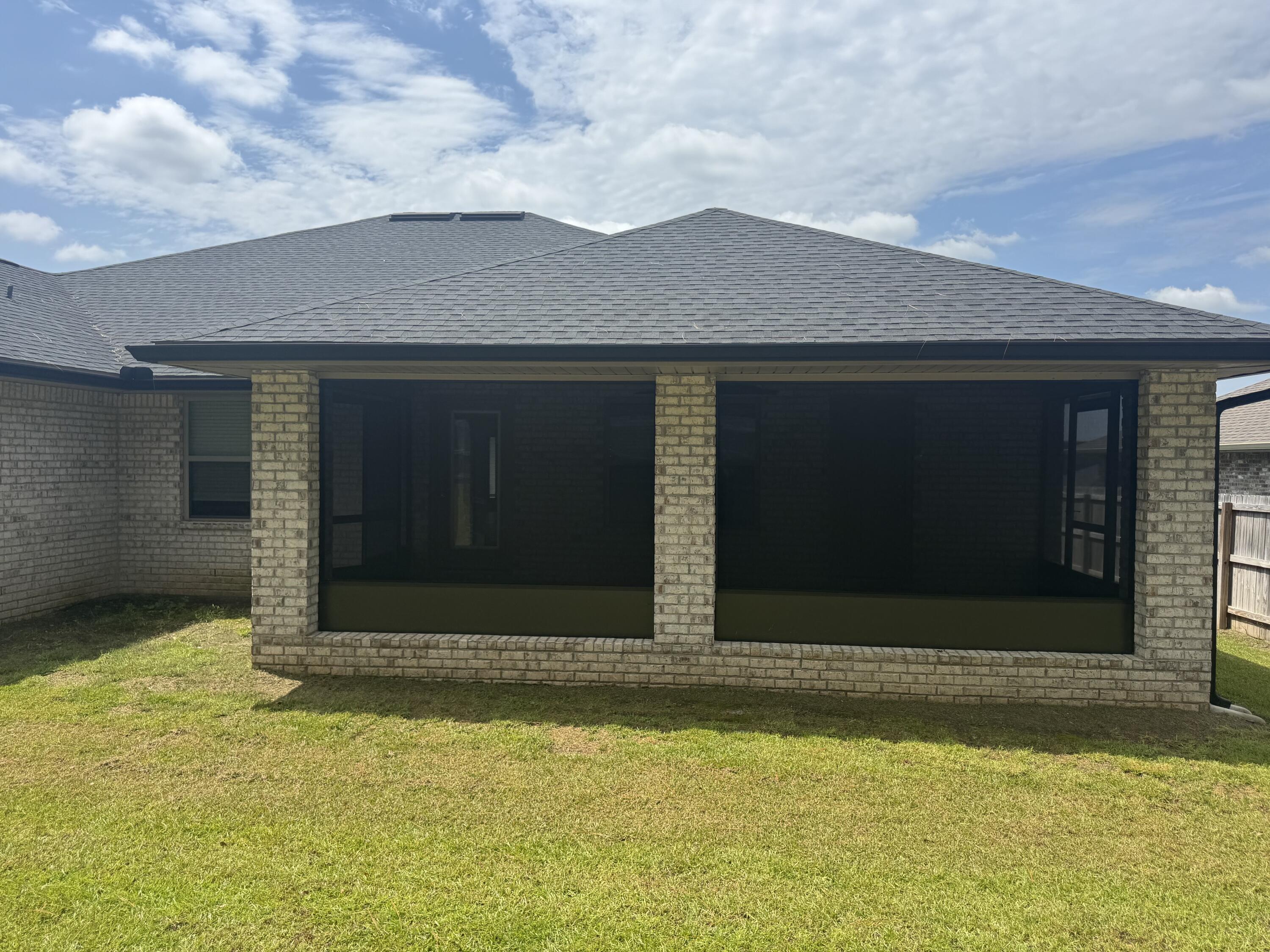 CHARLESTON PLACE - Residential Lease