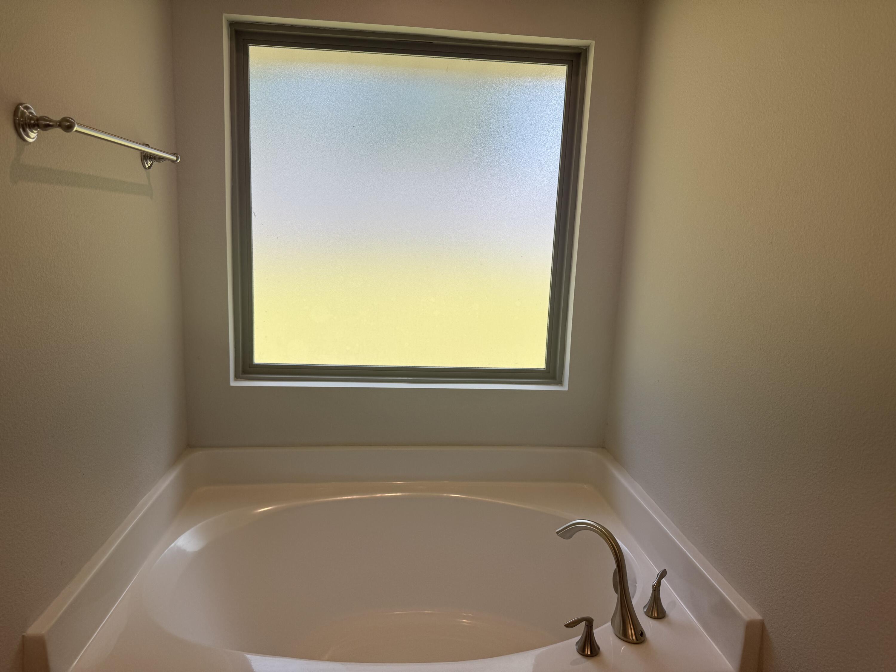 CHARLESTON PLACE - Residential Lease