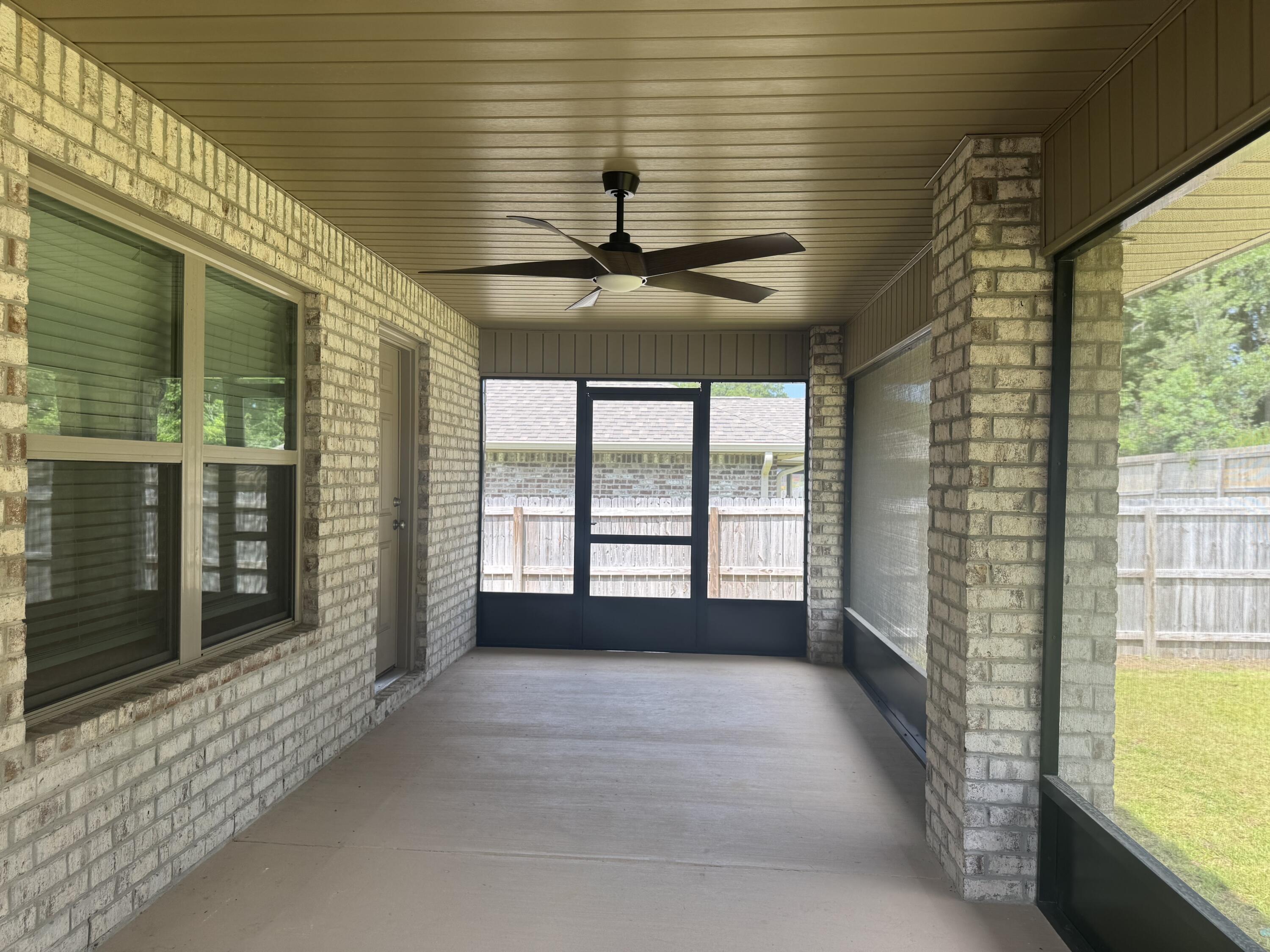 CHARLESTON PLACE - Residential Lease