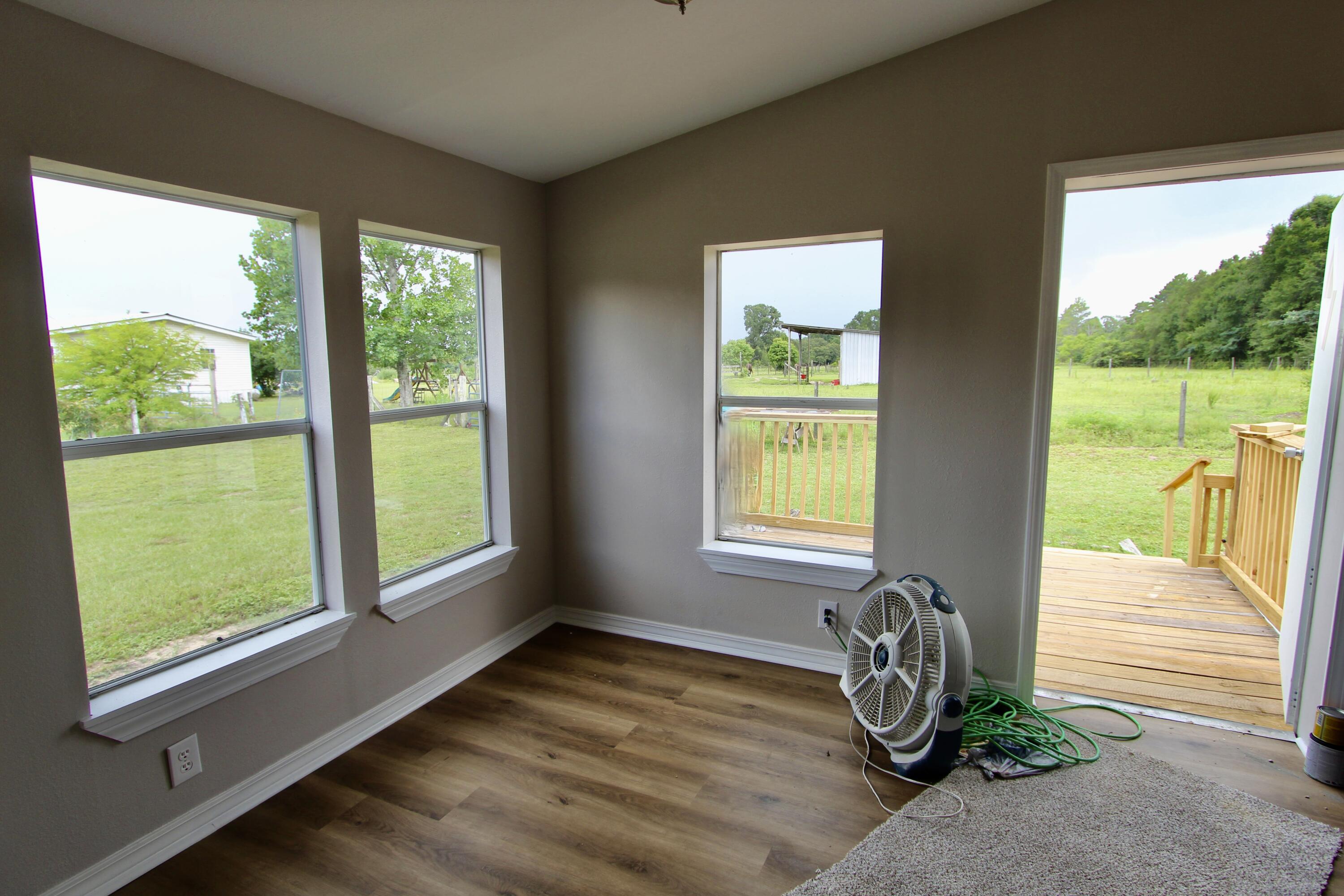 M/H NORTH (221000.10) - Residential Lease