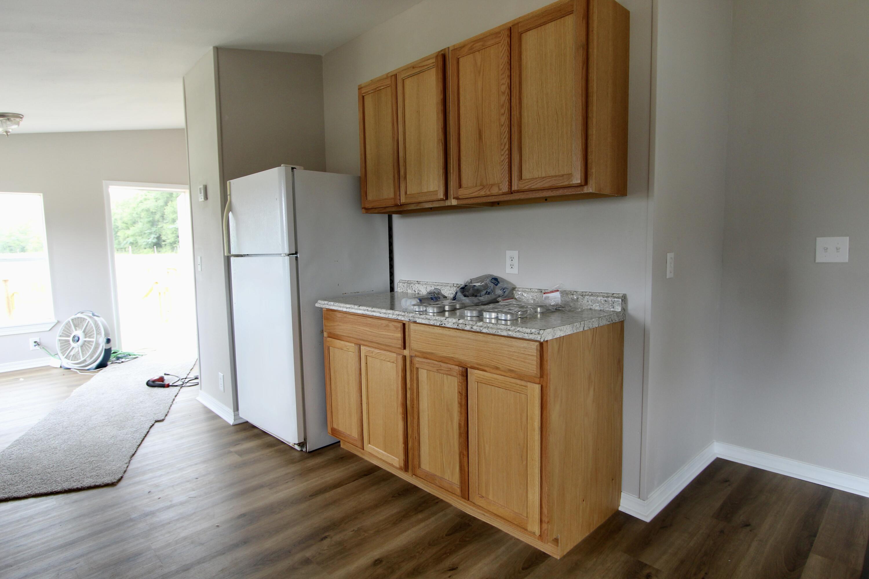 M/H NORTH (221000.10) - Residential Lease