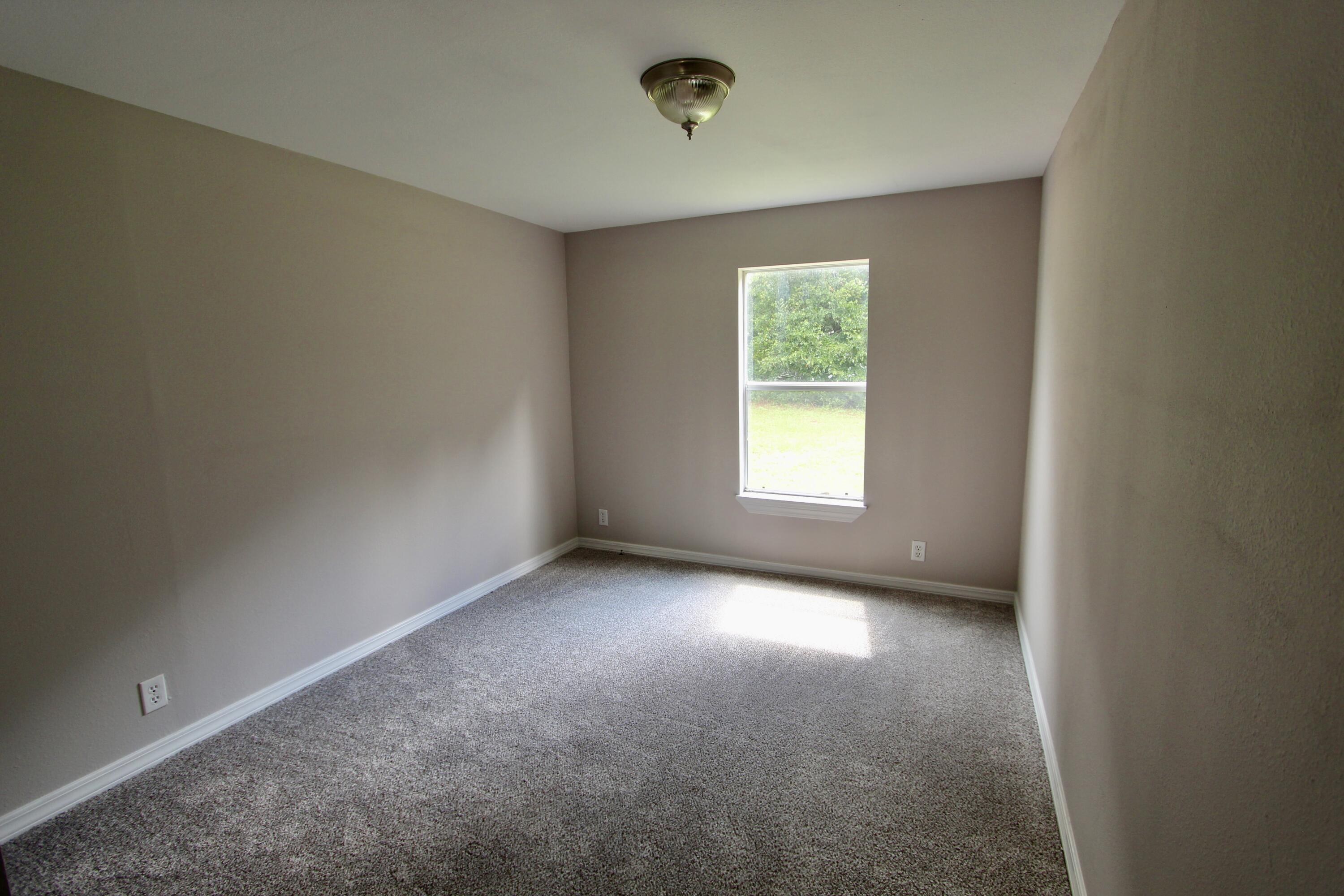 M/H NORTH (221000.10) - Residential Lease