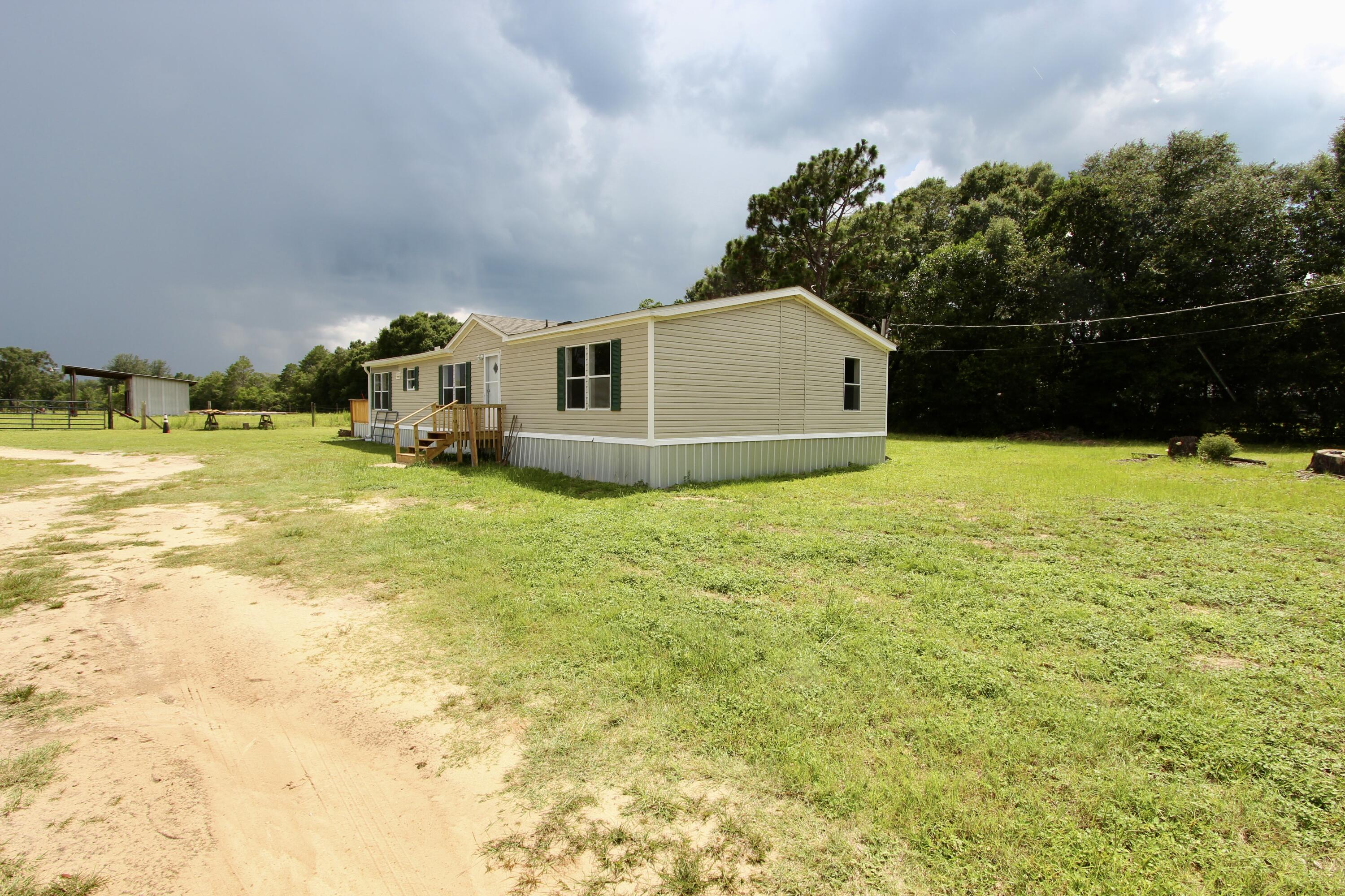 M/H NORTH (221000.10) - Residential Lease