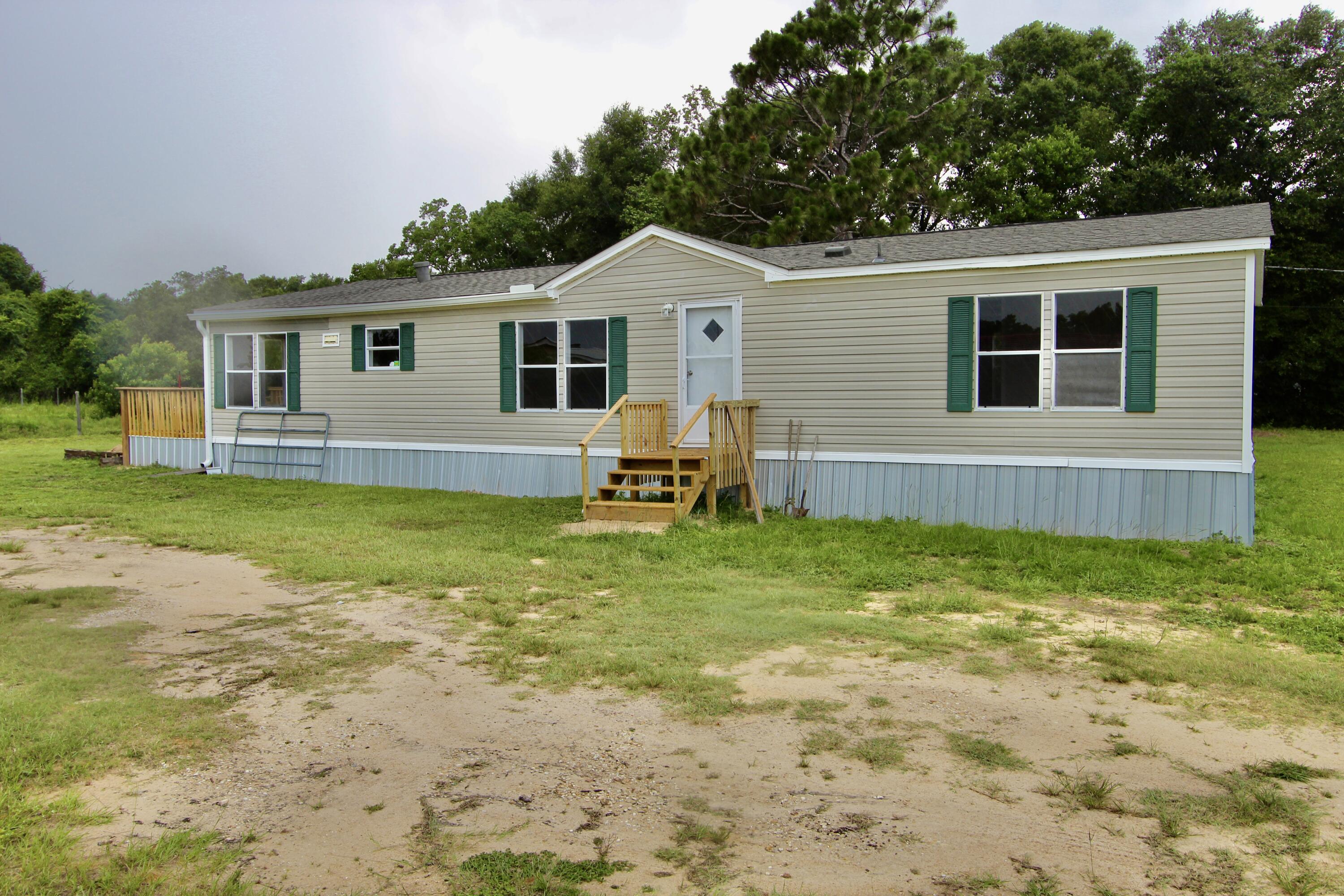 M/H NORTH (221000.10) - Residential Lease