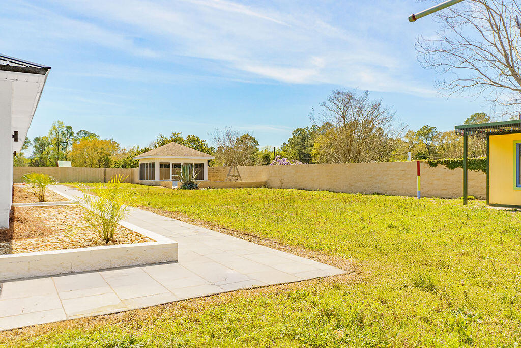 N/A - Residential Lease