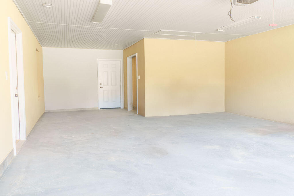 N/A - Residential Lease