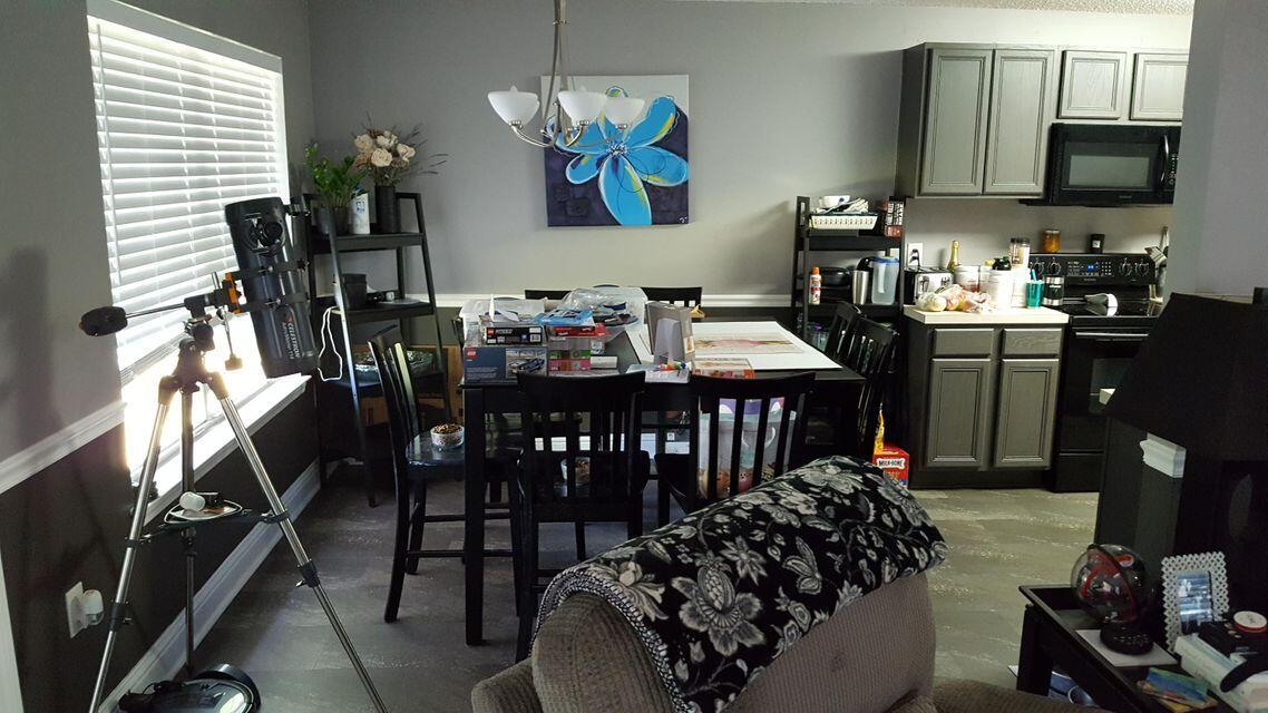 TWIN LAKES ESTATES - Residential Lease