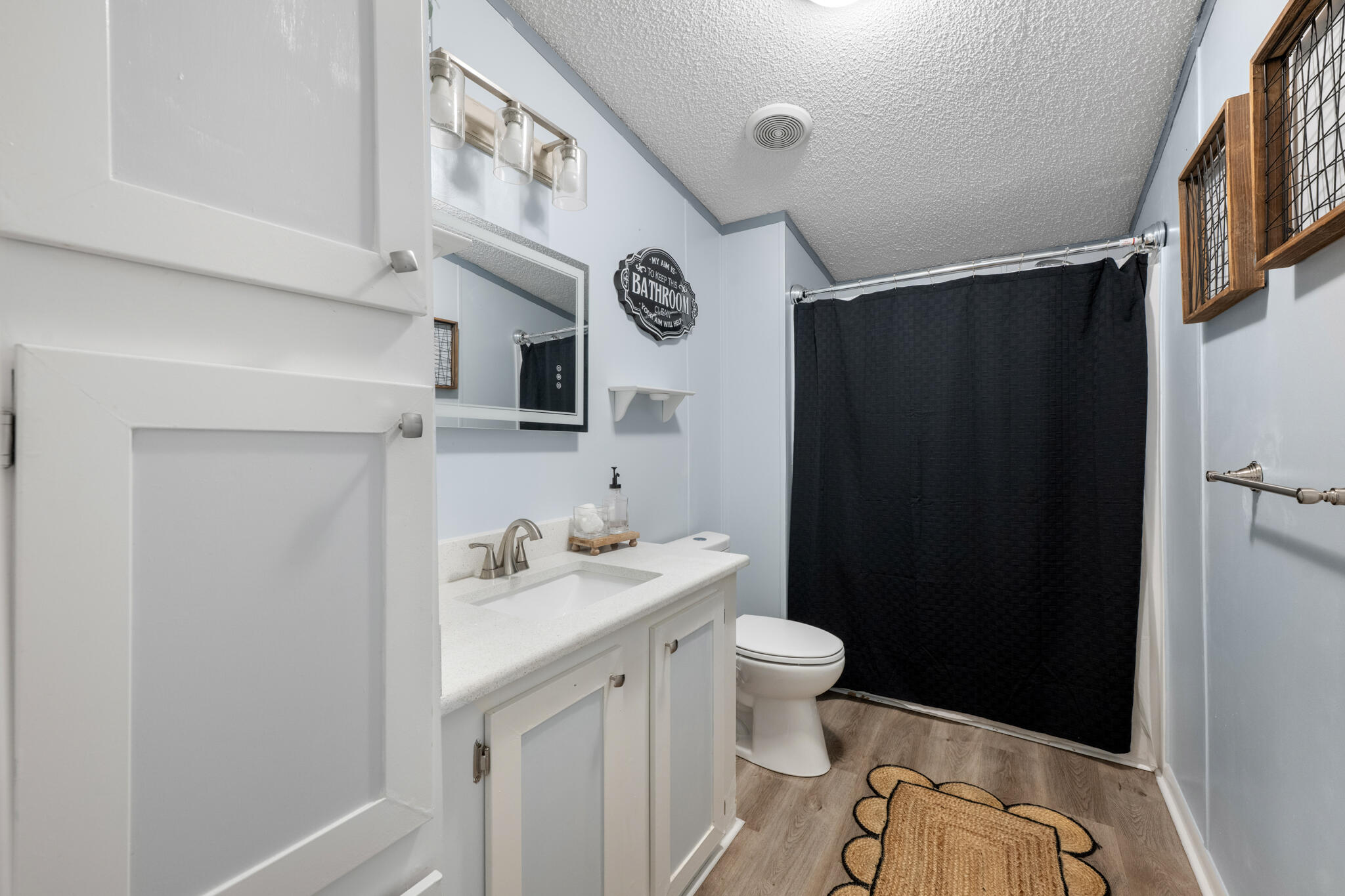 CRESCENT SHORES - Residential