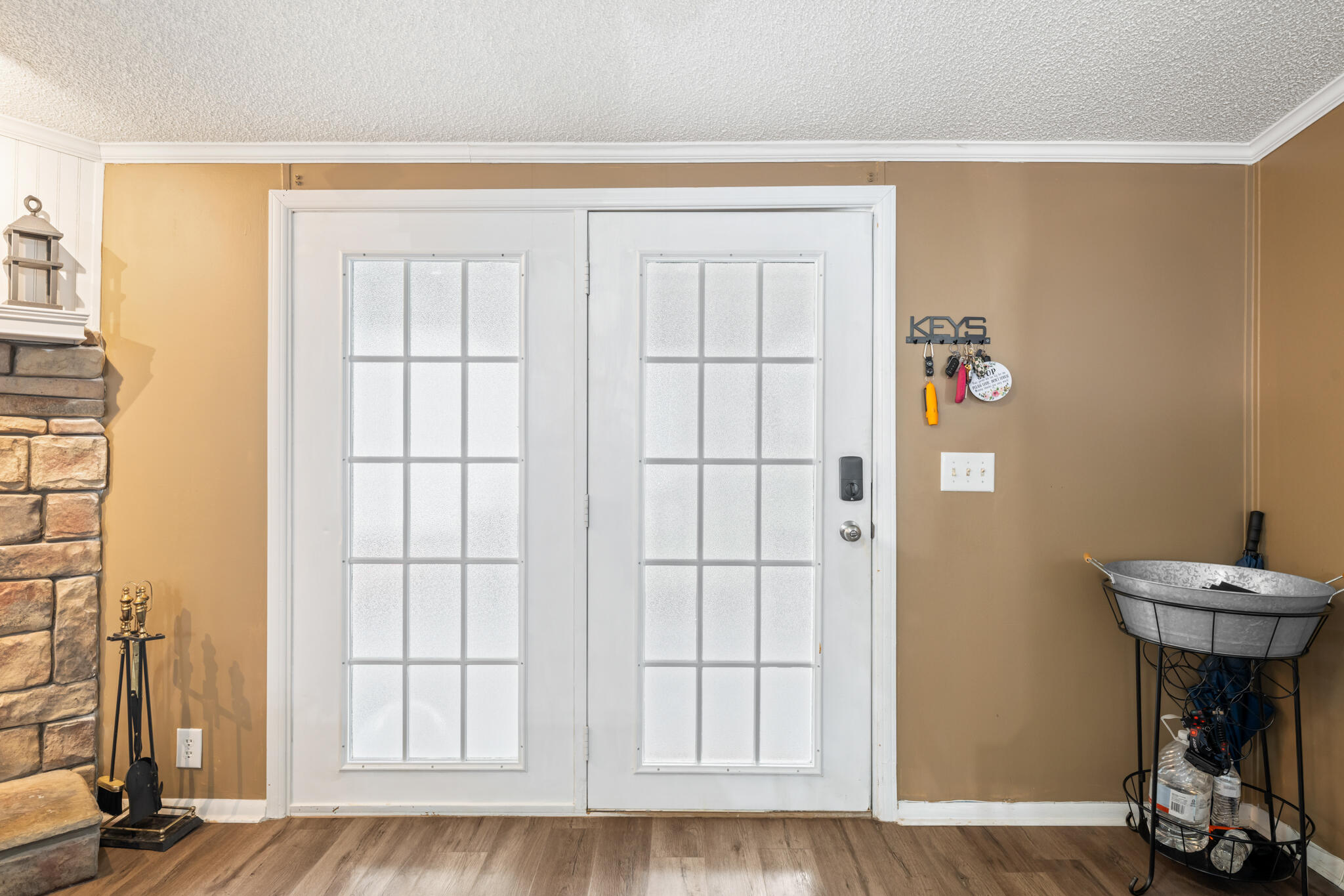 CRESCENT SHORES - Residential