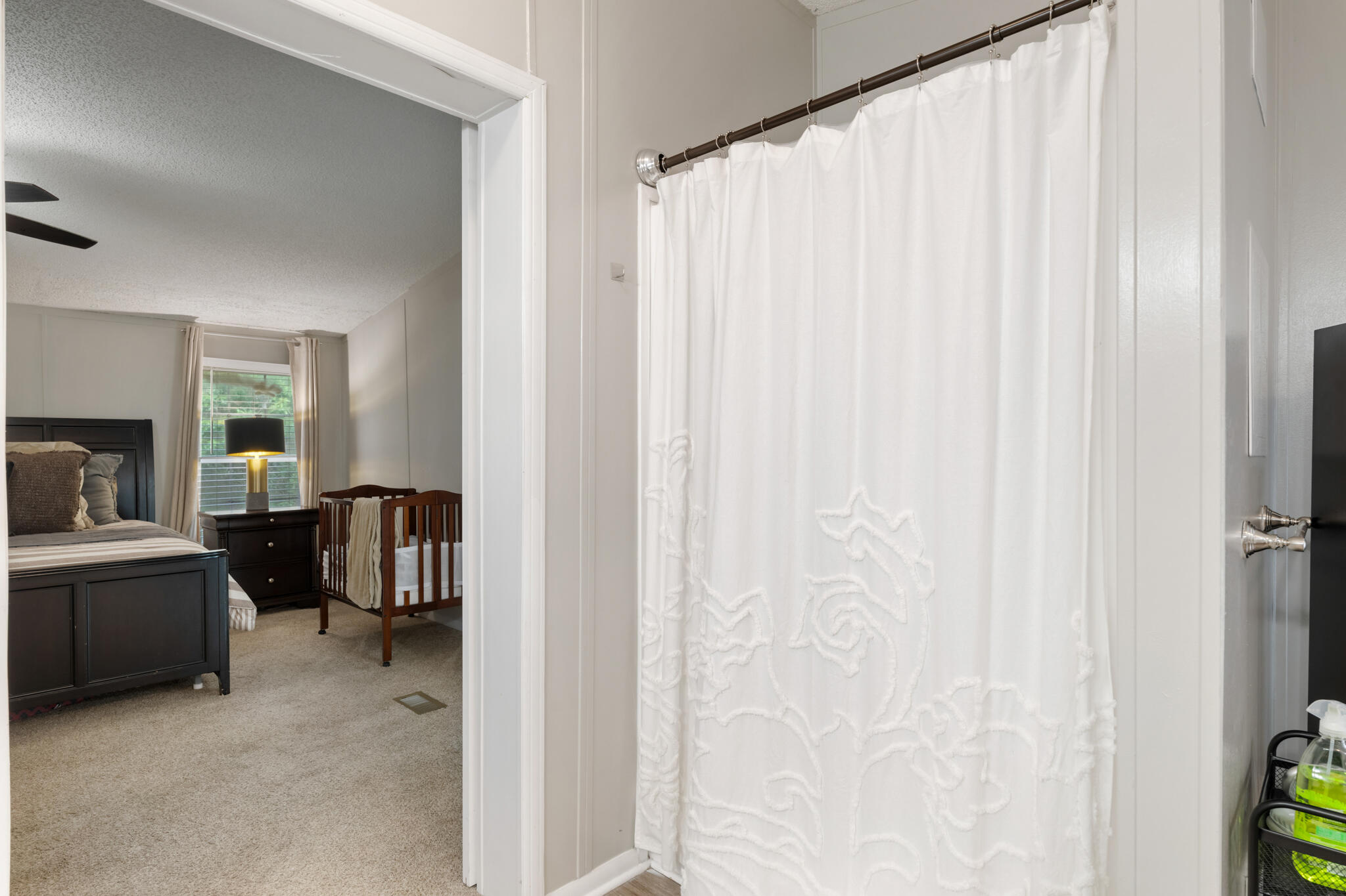 CRESCENT SHORES - Residential