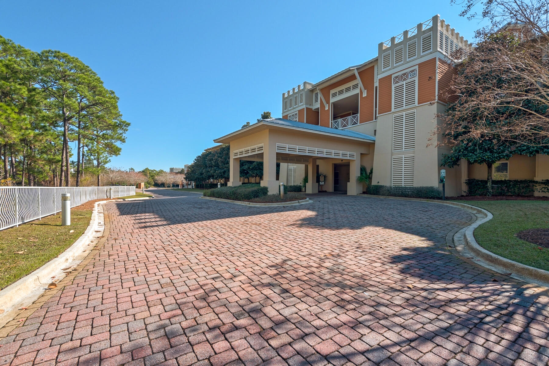 SANCTUARY AT REDFISH - Residential