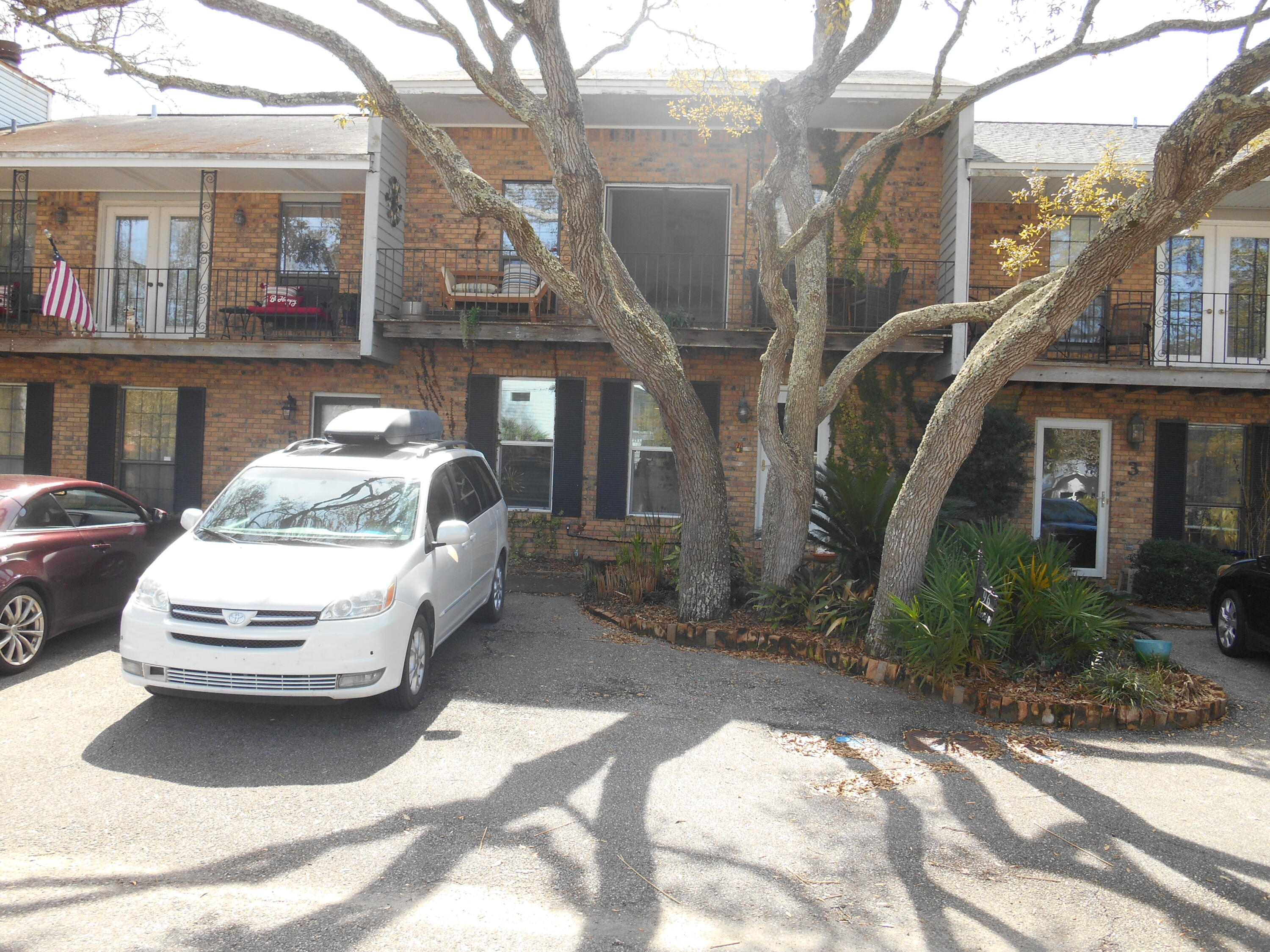 Cinco Bayou Cercle Nautique TH - Residential