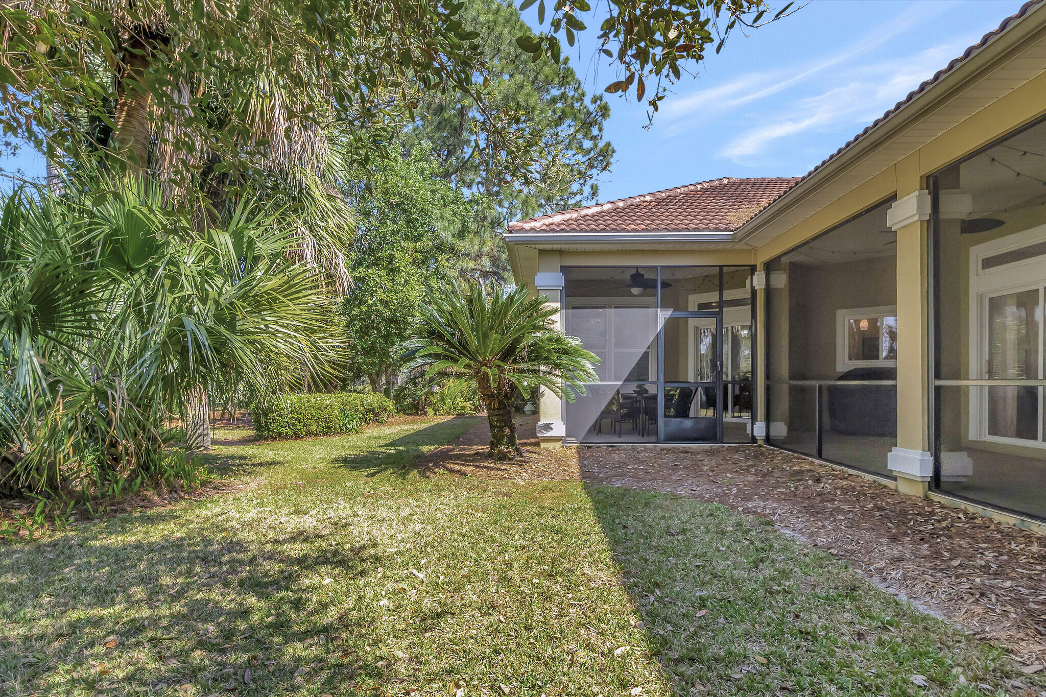 EMERALD BAY PH 1A - Residential