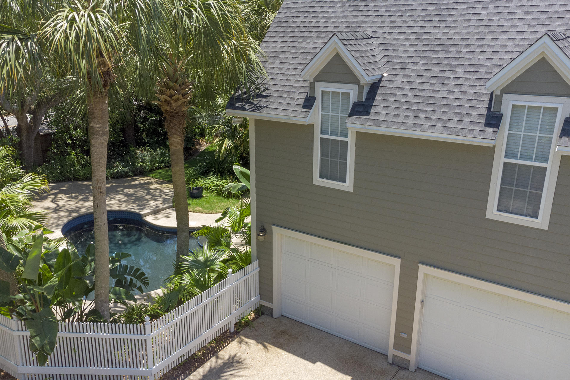 BAY OAKS S/D - Residential