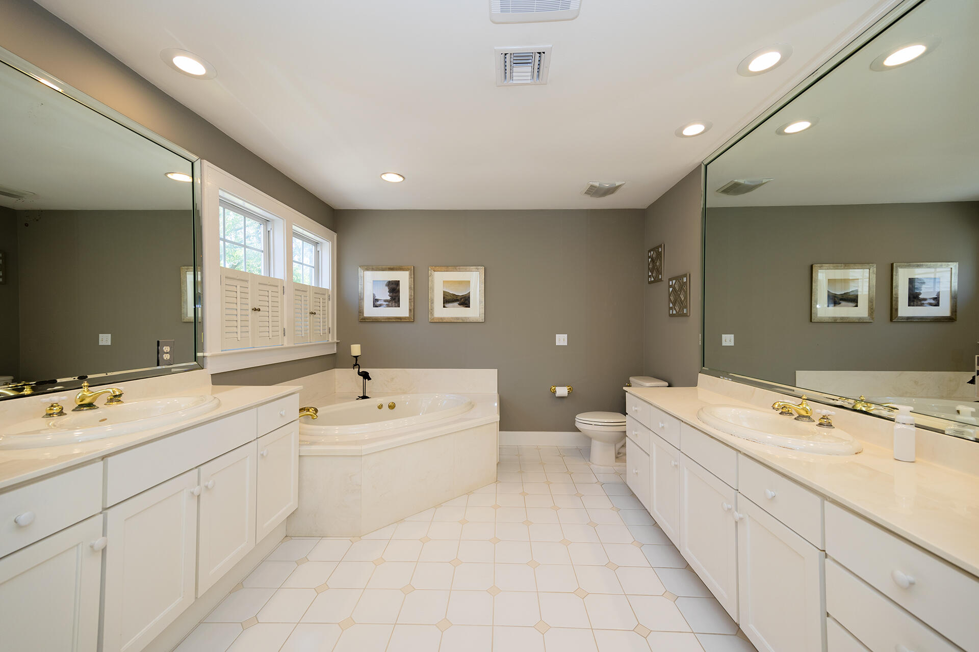 BAY OAKS S/D - Residential