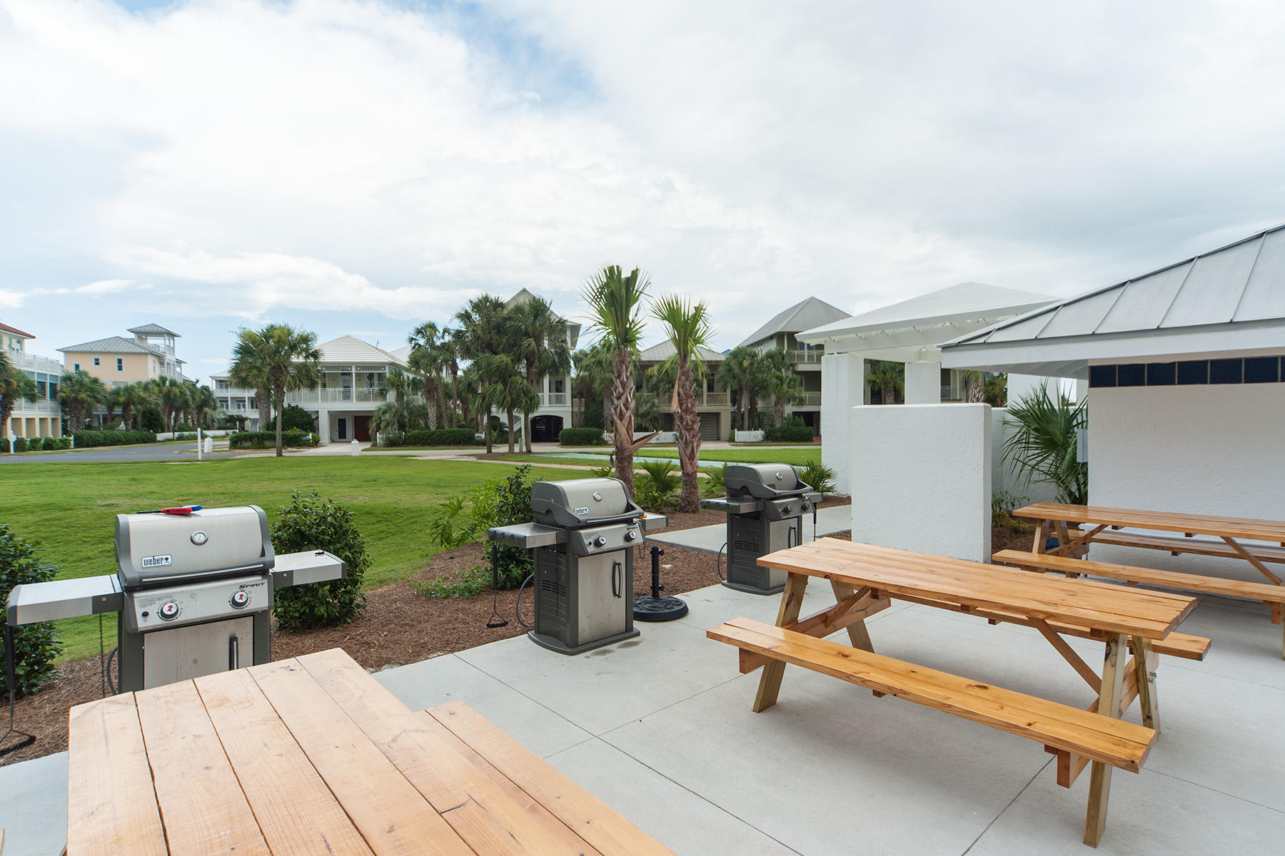 MAGNOLIA HOUSE - Residential