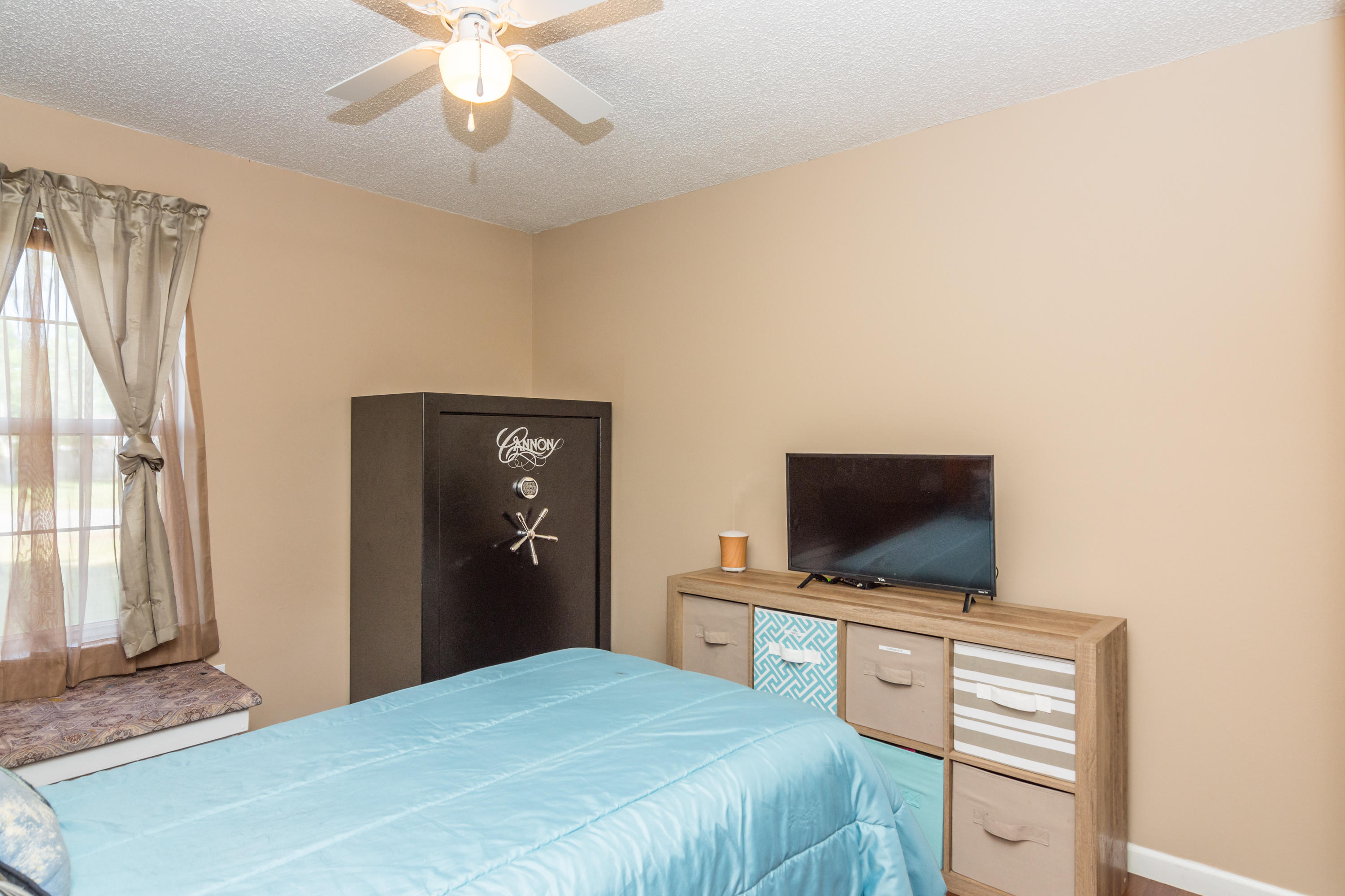 COUNTRYVIEW ESTATES 6TH ADDN PH1 - Residential