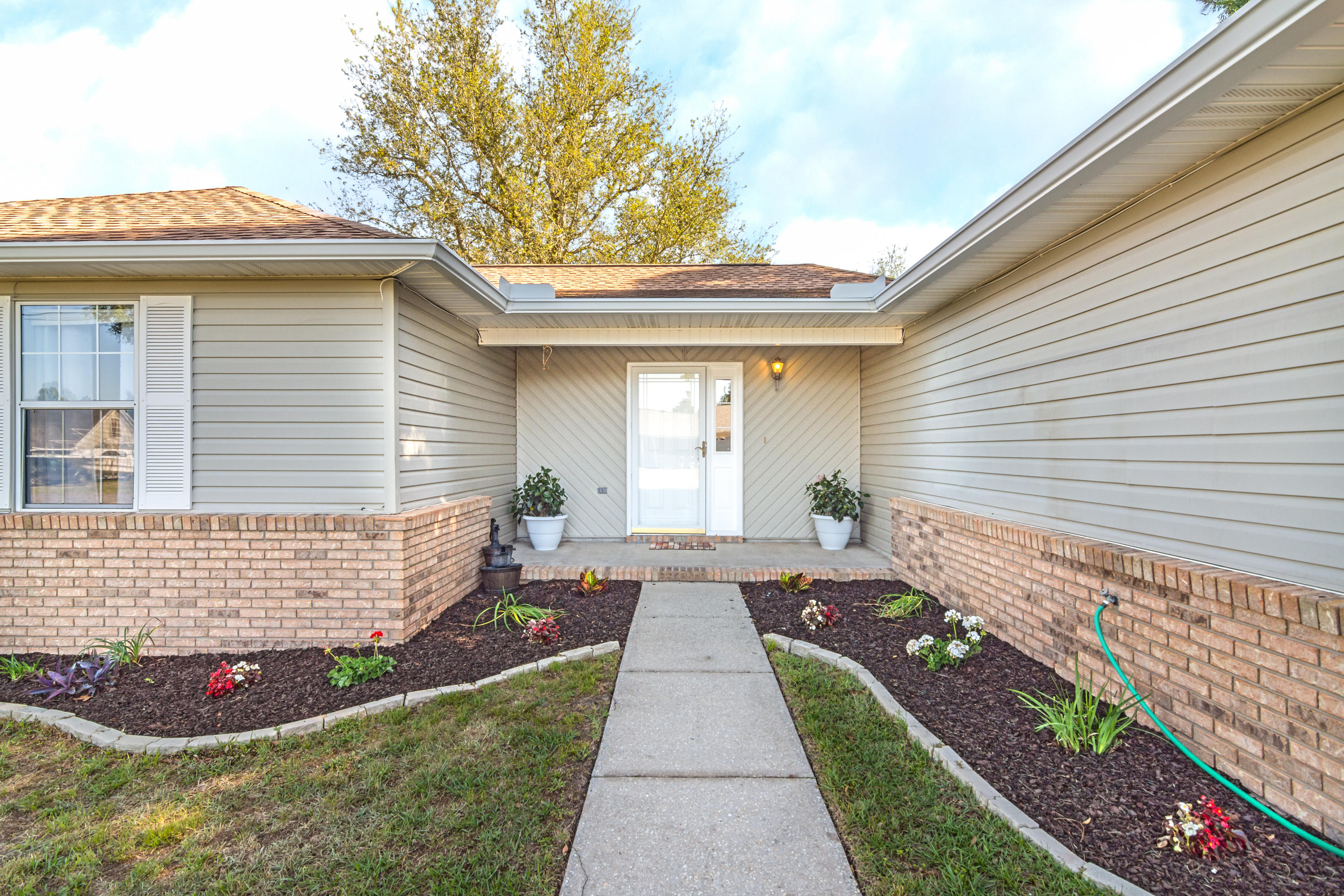 COUNTRYVIEW ESTATES 6TH ADDN PH1 - Residential