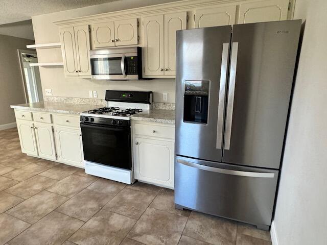 EMERALD POINTE PLAT 2 - Residential Lease