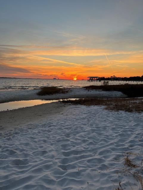 EMERALD POINTE PLAT 2 - Residential Lease