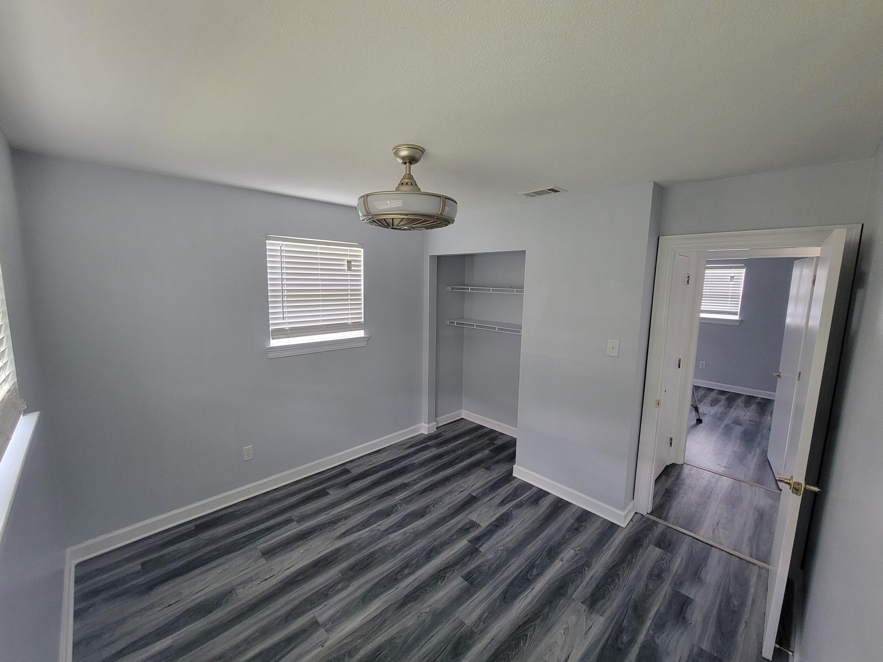 RACETRACK ROAD - Residential