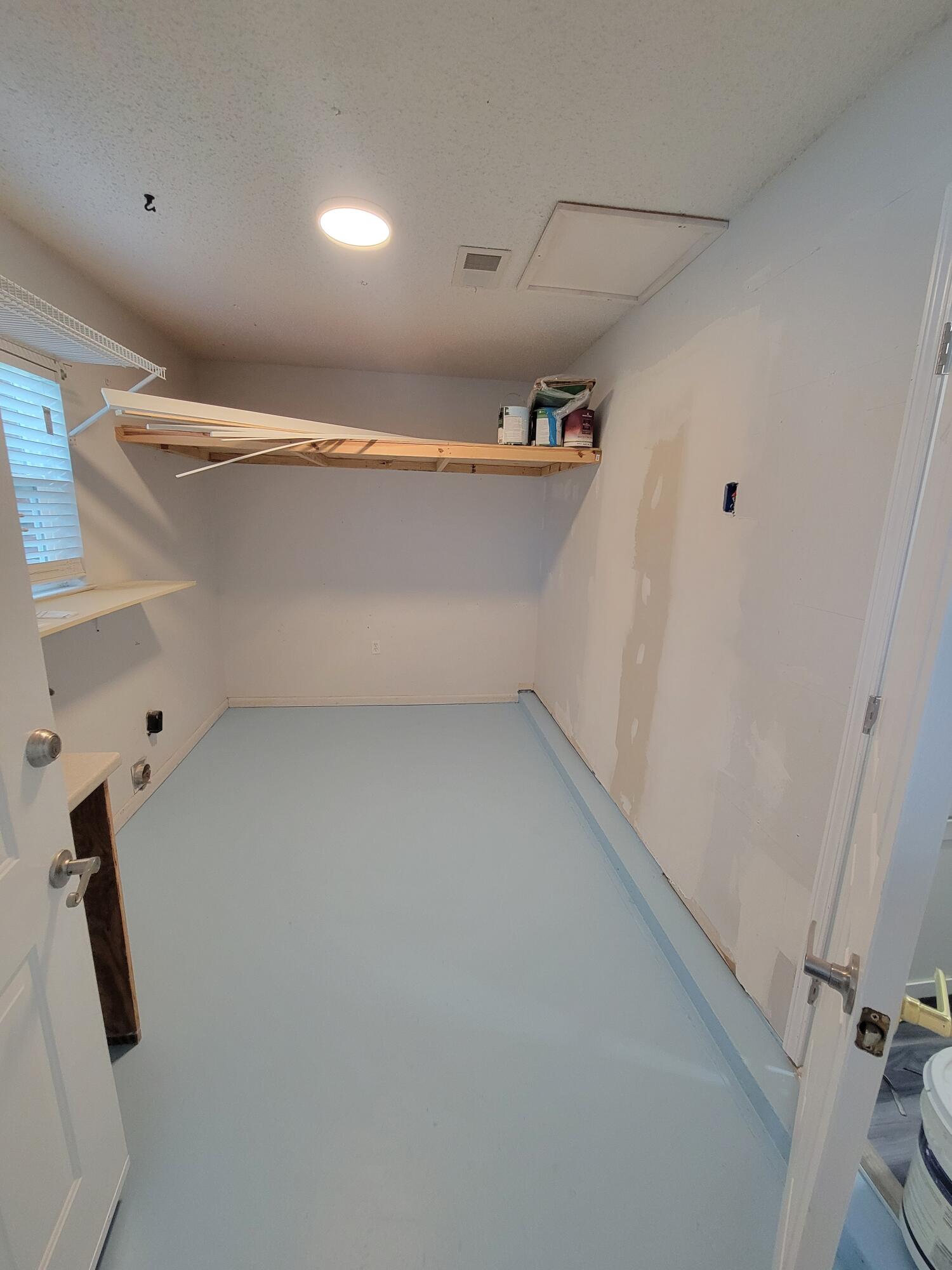 RACETRACK ROAD - Residential