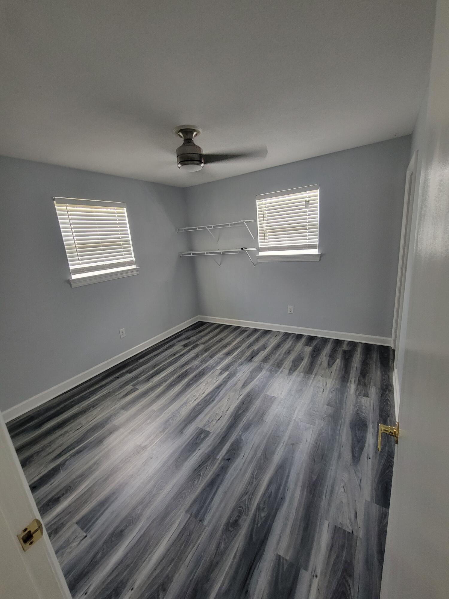 RACETRACK ROAD - Residential