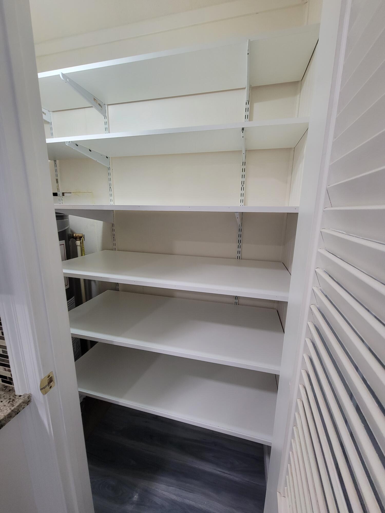 RACETRACK ROAD - Residential