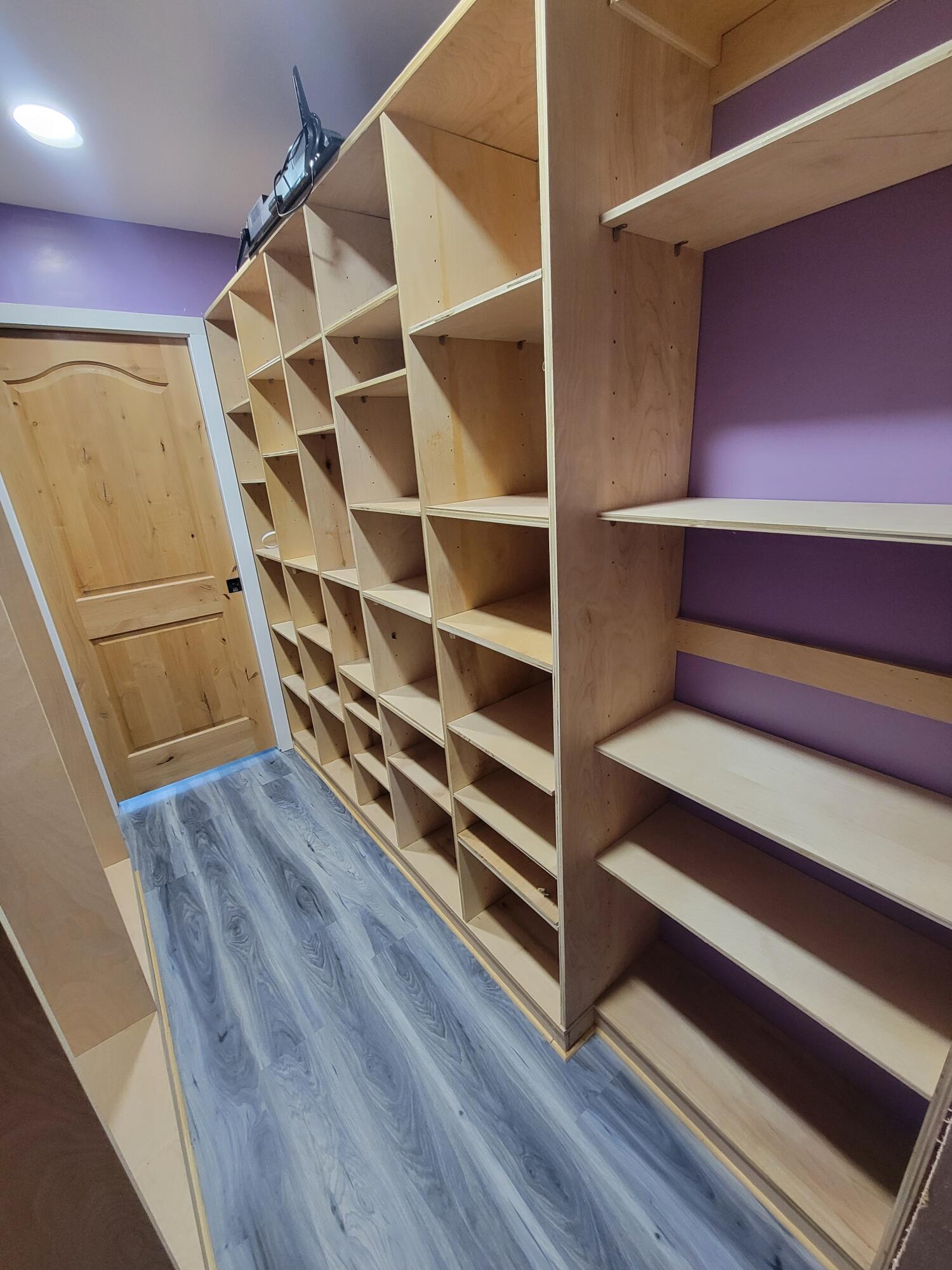 RACETRACK ROAD - Residential