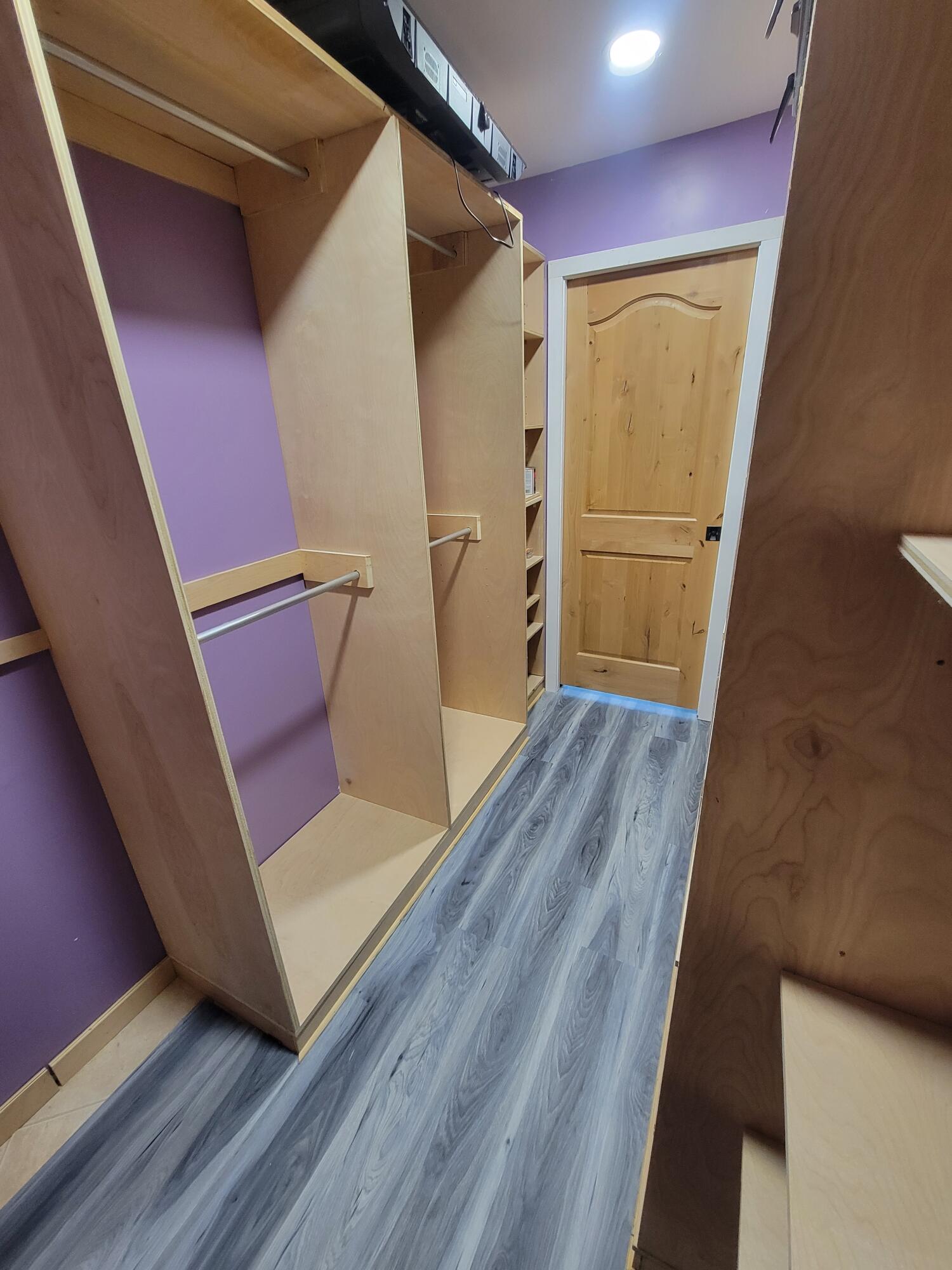 RACETRACK ROAD - Residential