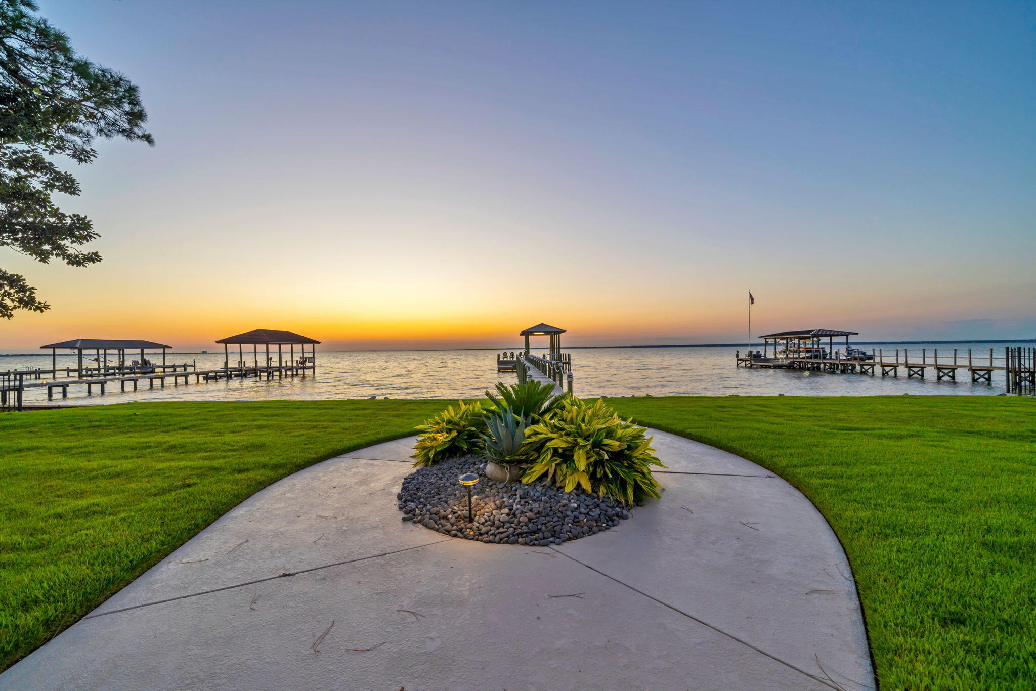DRIFTWOOD ESTATES - Residential